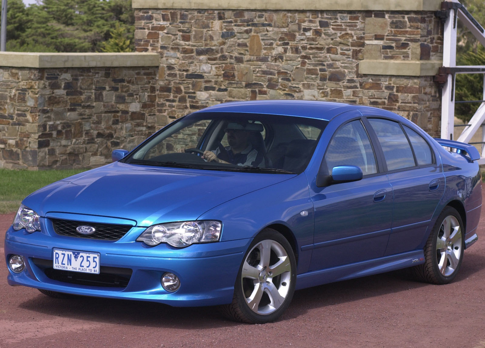 Ford BA Falcon XR8 photo #3