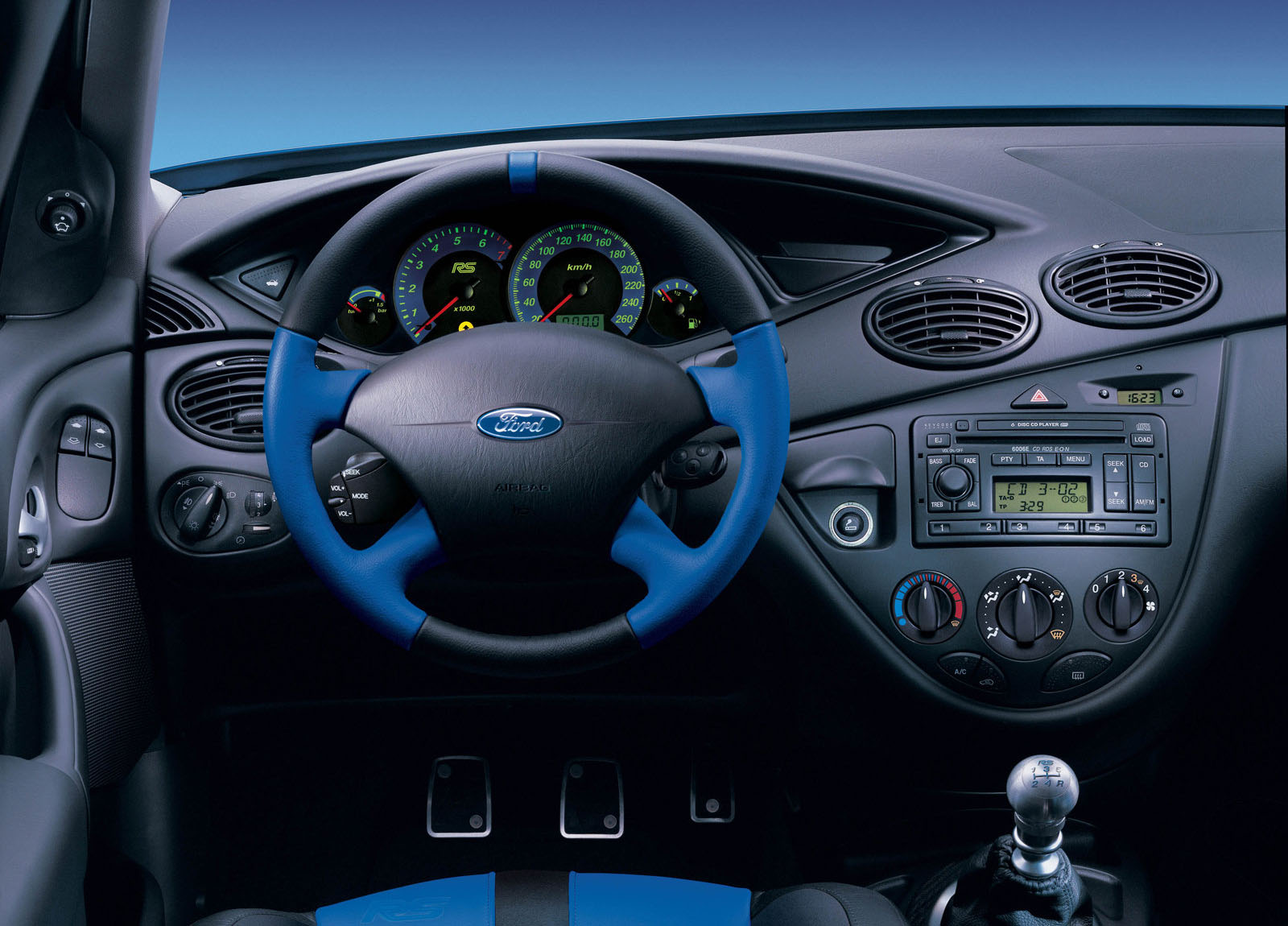 Ford Focus RS photo #14
