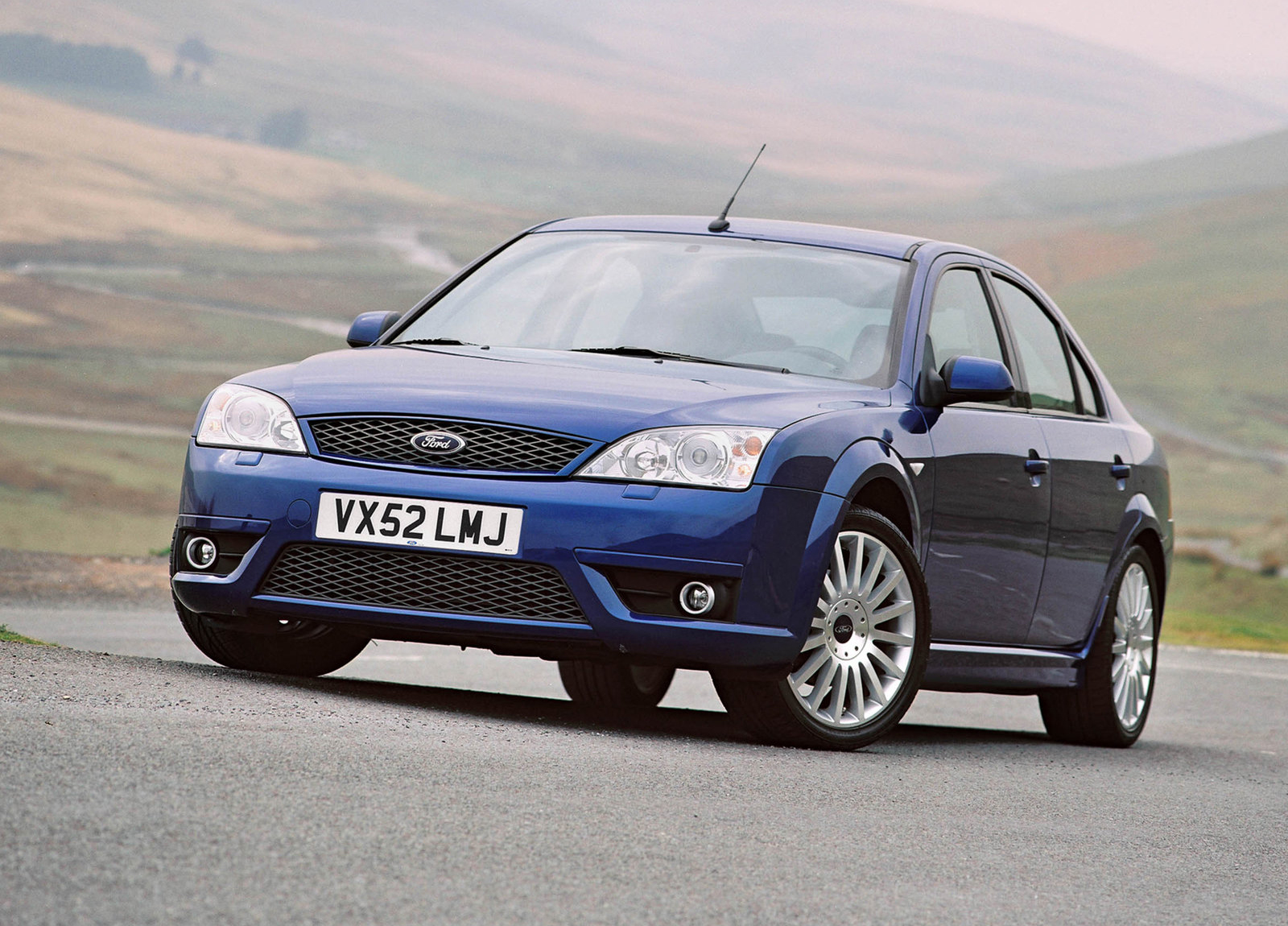Ford Mondeo ST220 photo #1