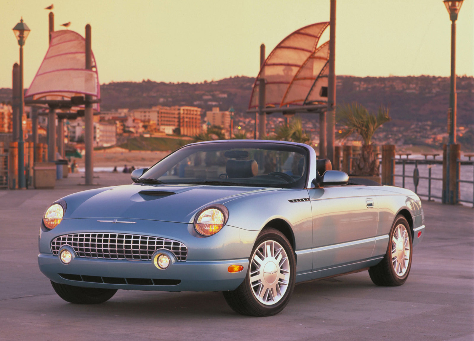 Ford Thunderbird photo #1