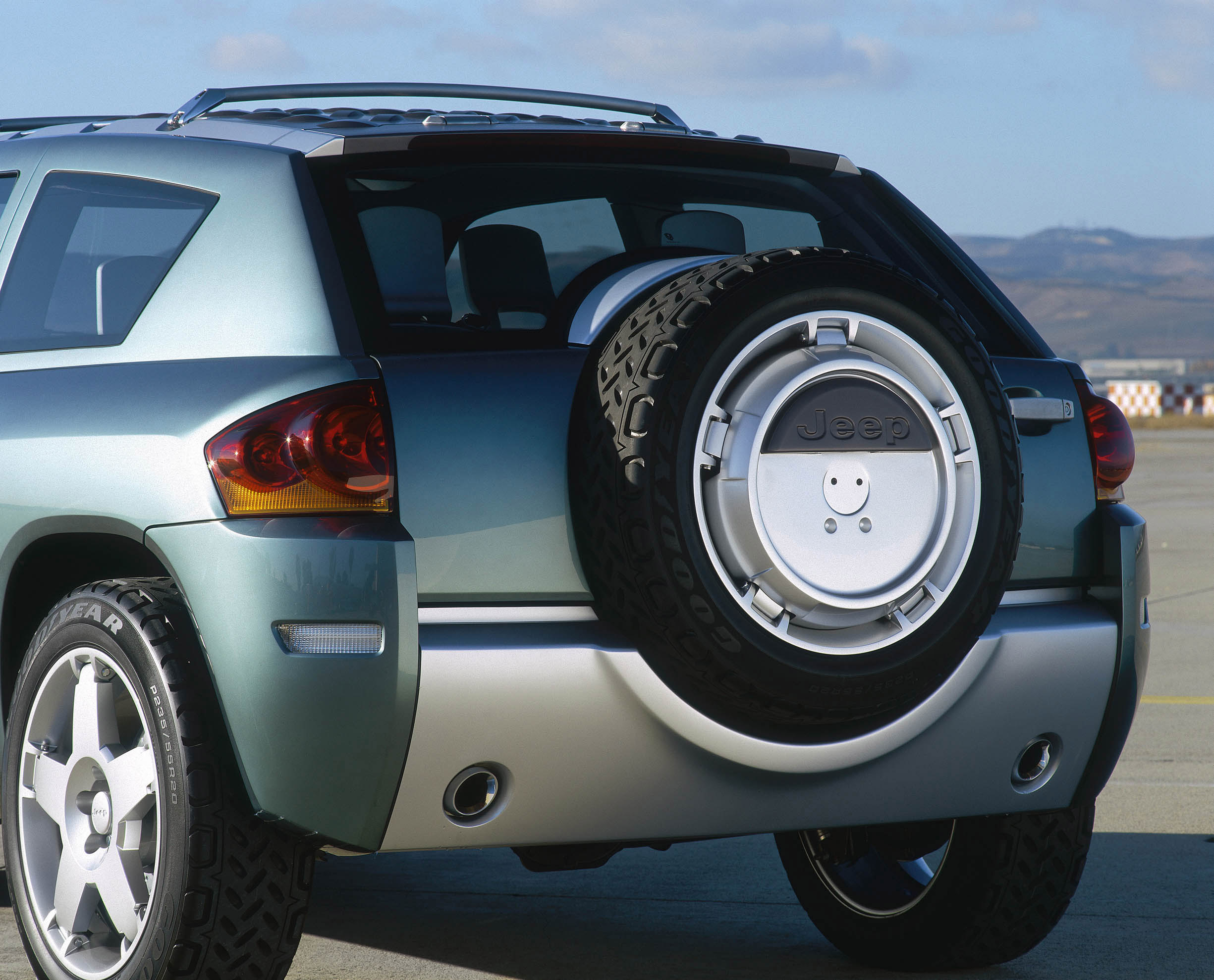 Jeep Compass Concept photo #13