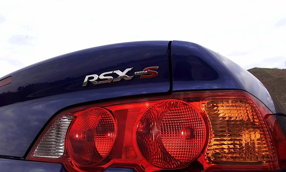 Acura RSX Type-S photo #11