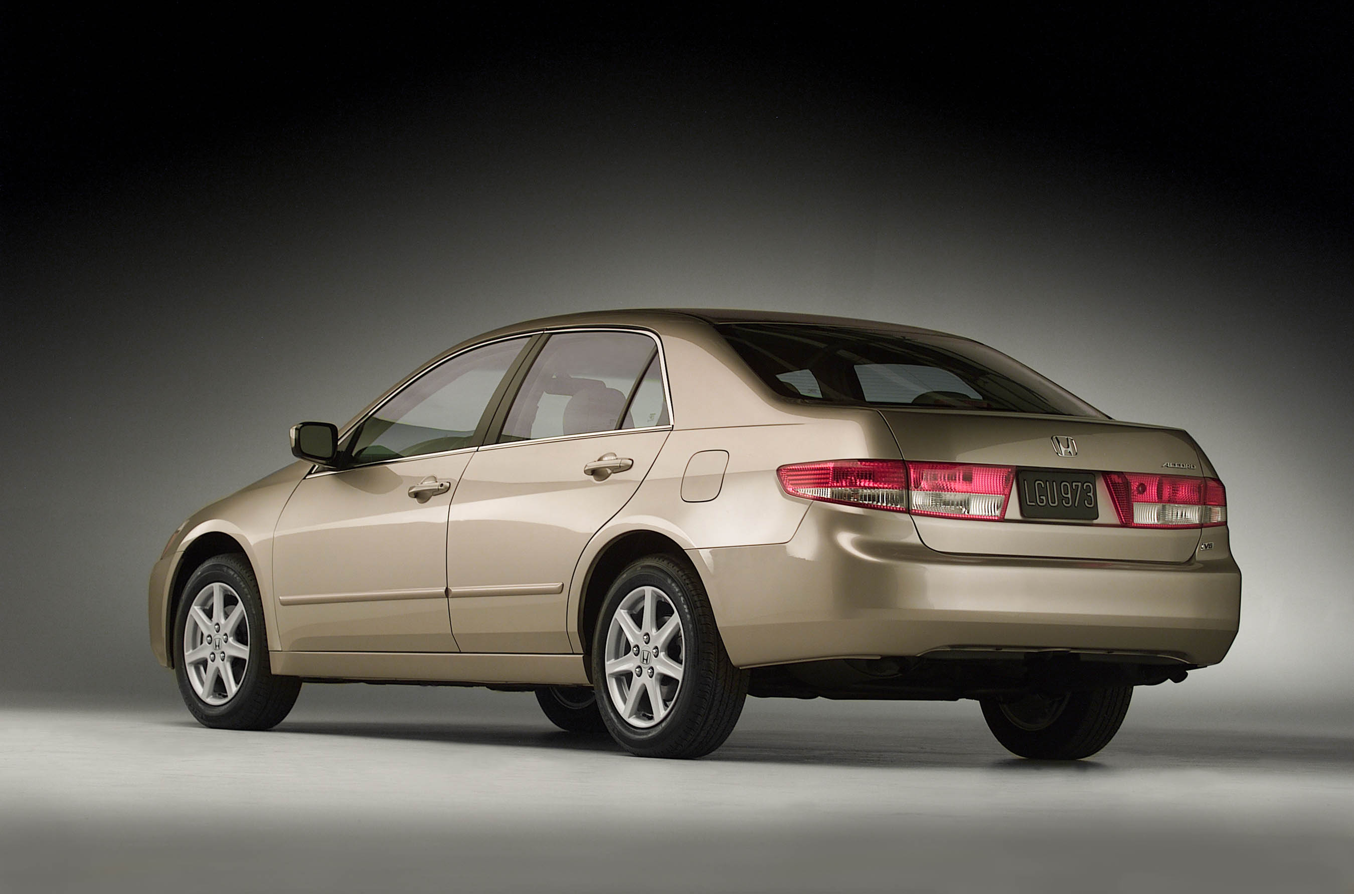 Honda Accord Sedan photo #17