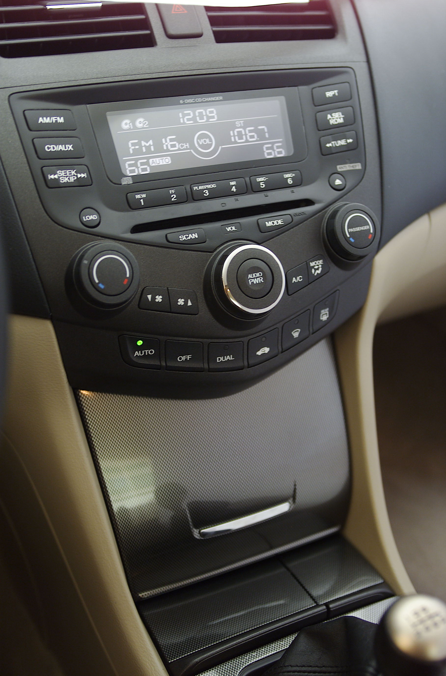 Honda Accord Sedan photo #26