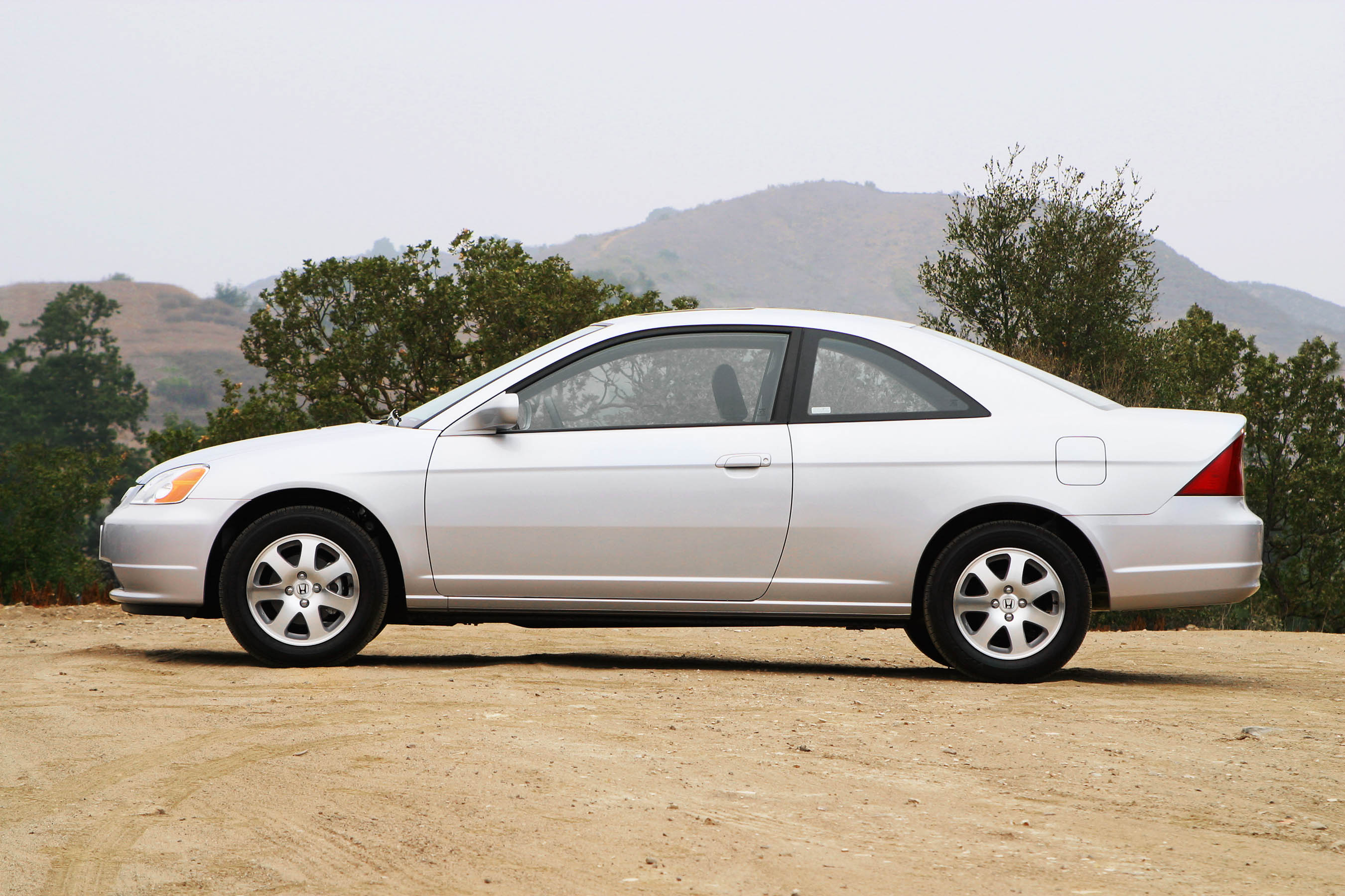 Honda Civic Coupe photo #5