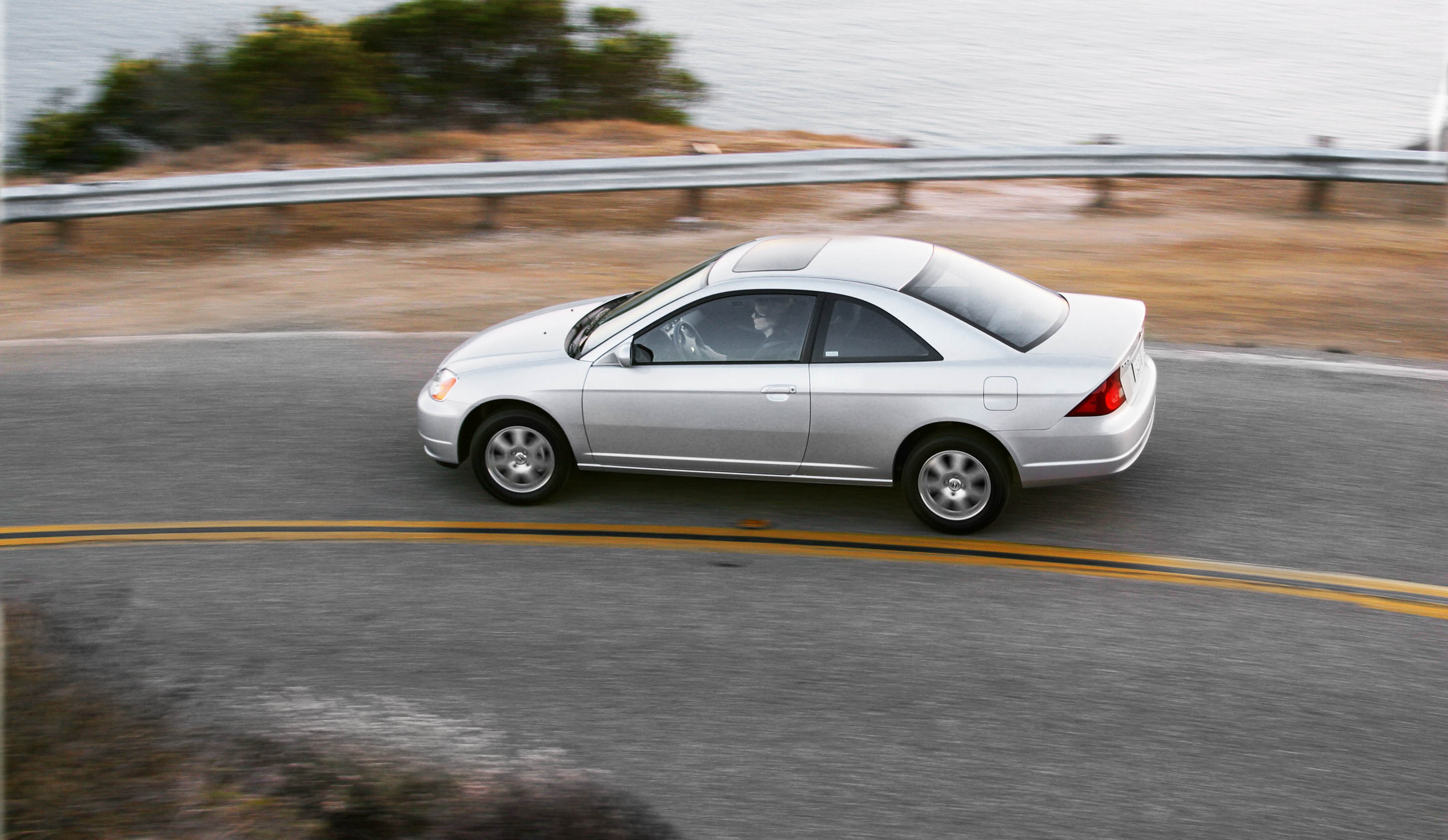 Honda Civic Coupe photo #7