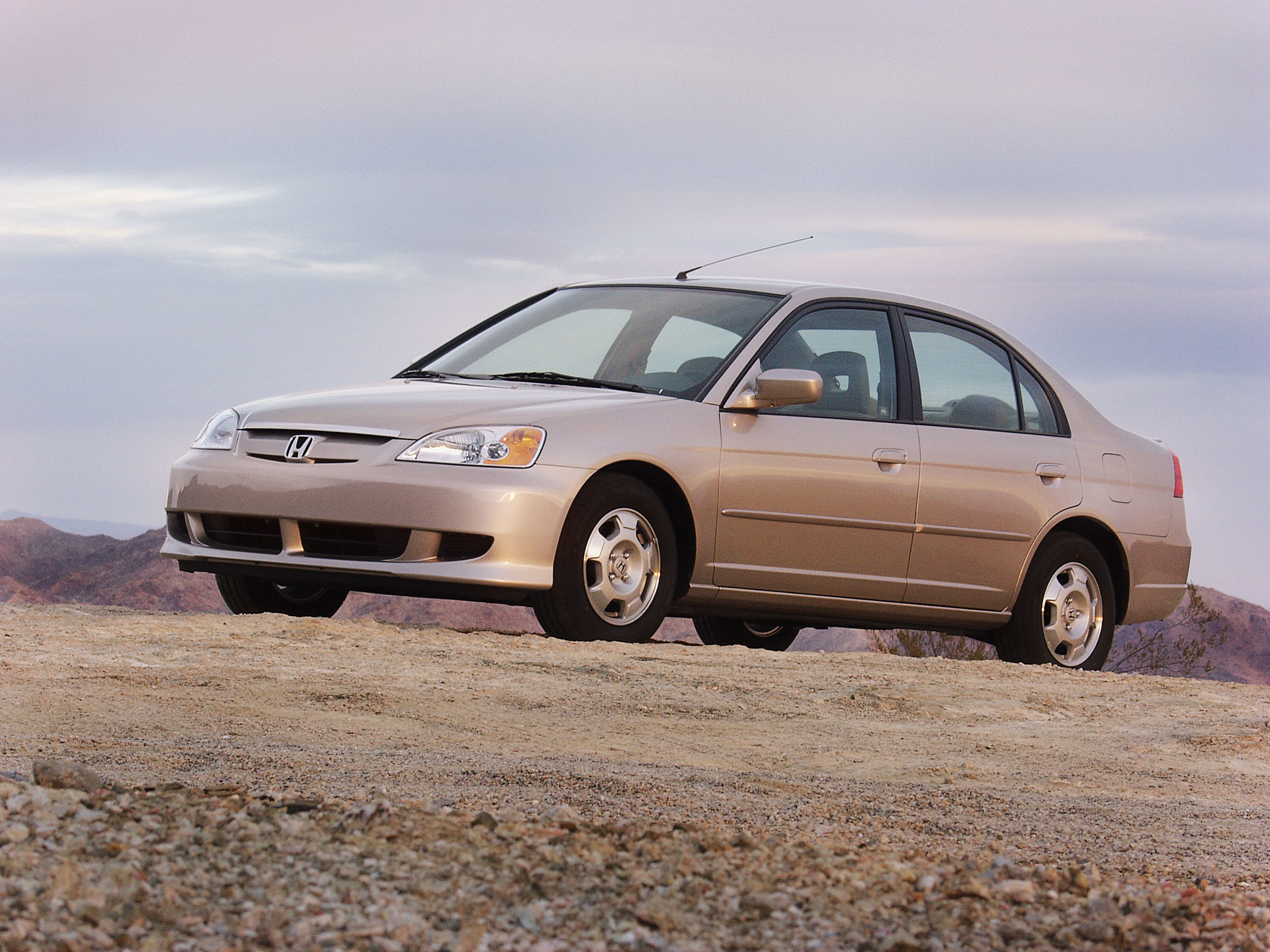 Honda Civic Hybrid photo #8