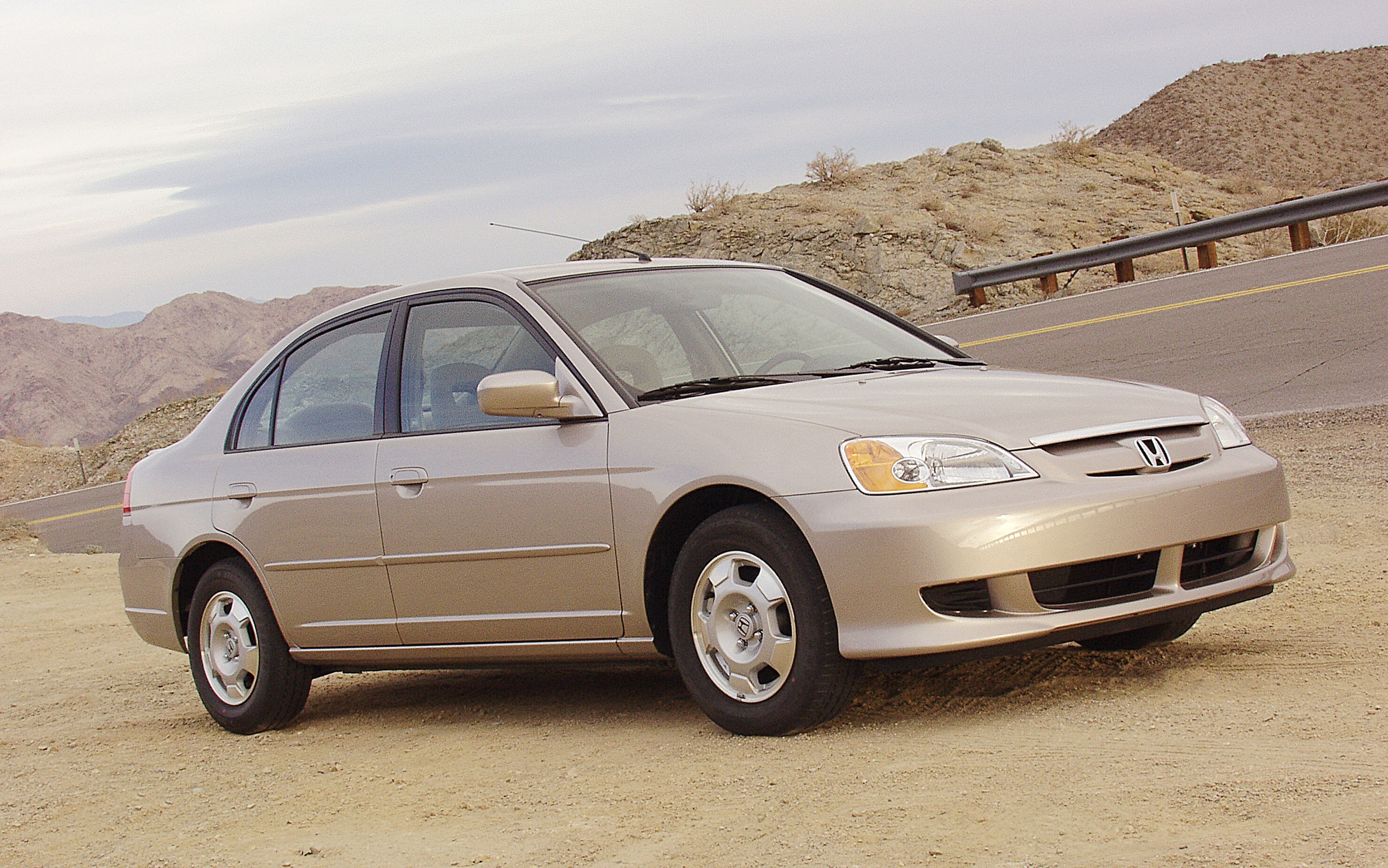 Honda Civic Hybrid photo #10