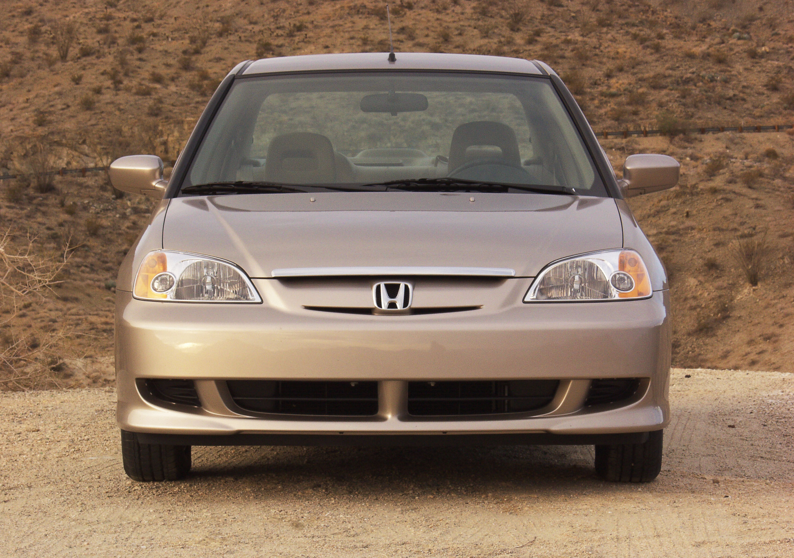Honda Civic Hybrid photo #11
