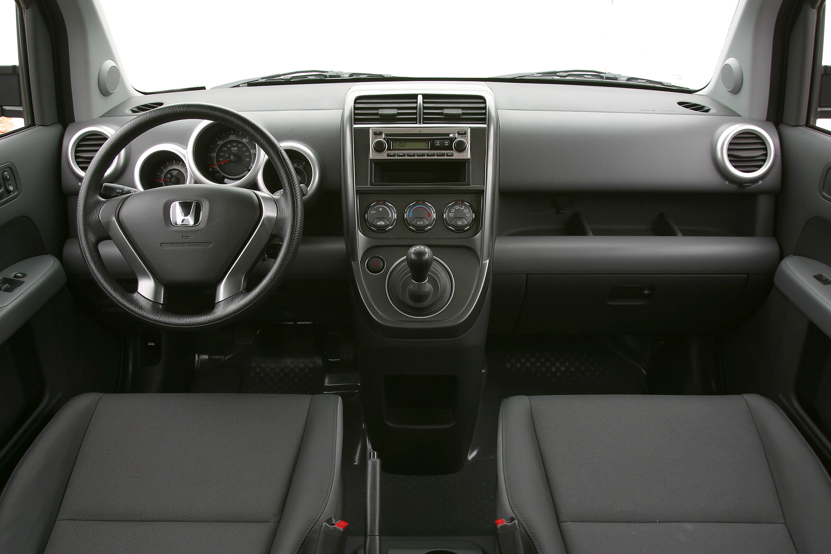Honda Element DX photo #7