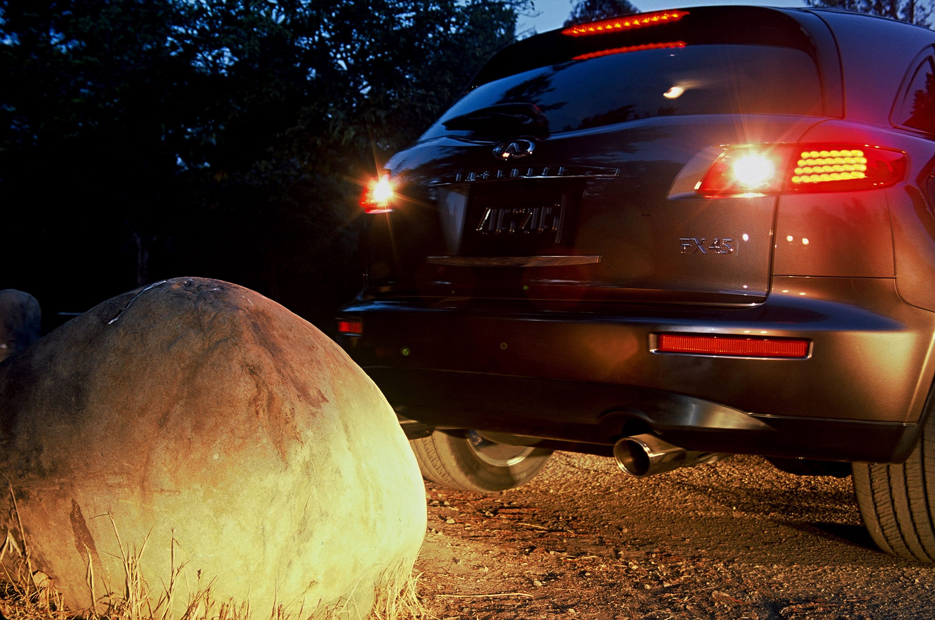 Infiniti FX45 photo #19