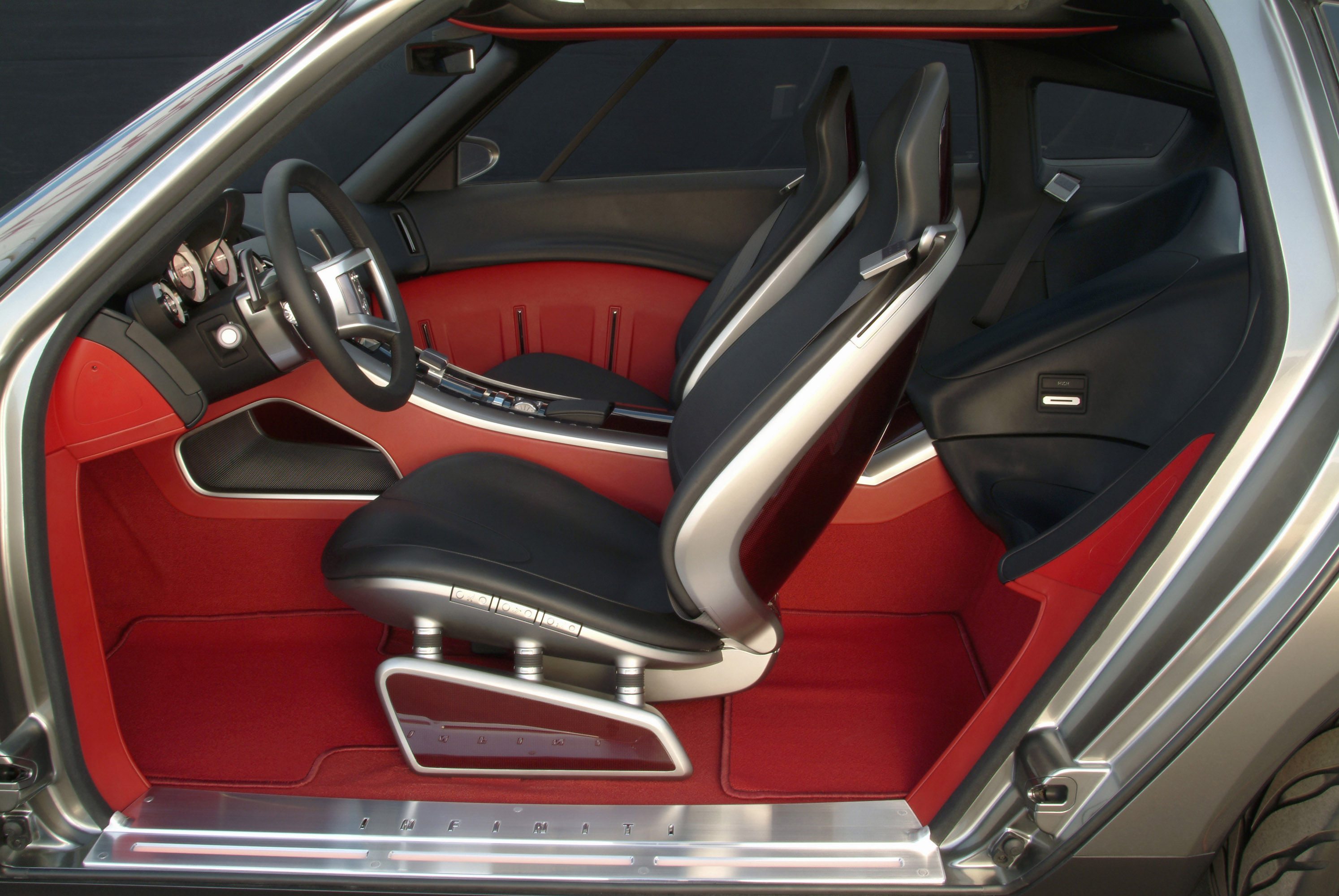 Infiniti Triant Concept photo #27