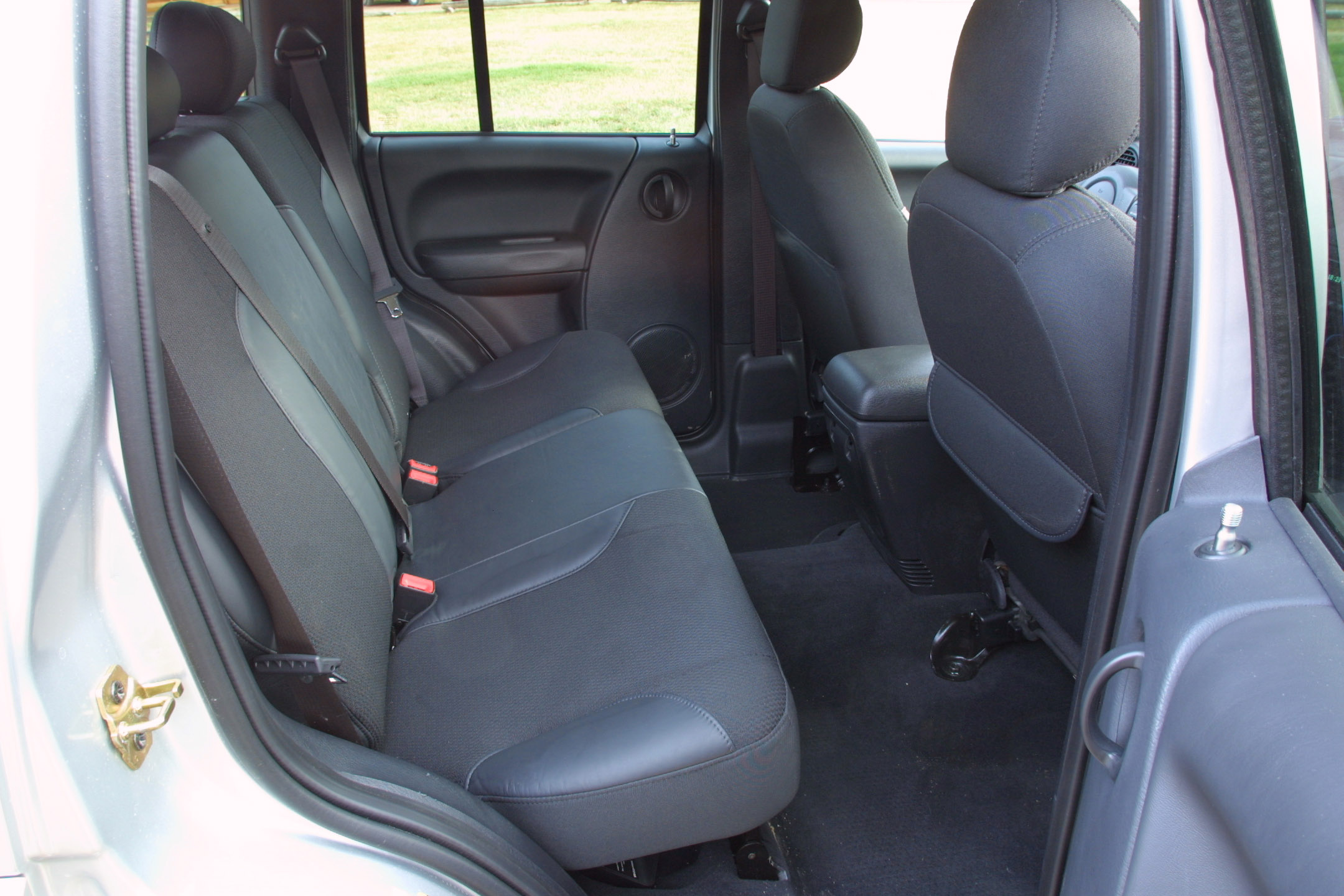 Jeep Cherokee Renegade photo #17
