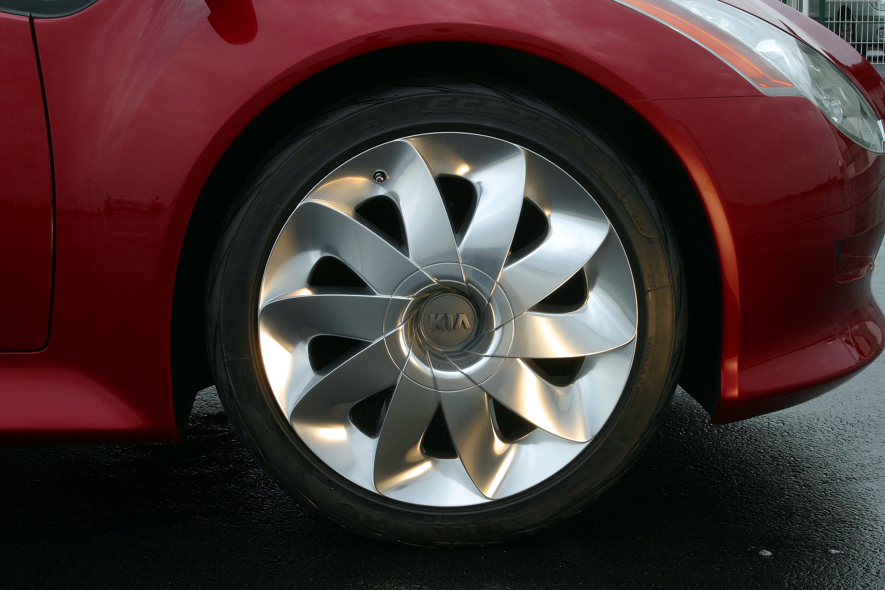 Kia KCV-III Concept photo #15