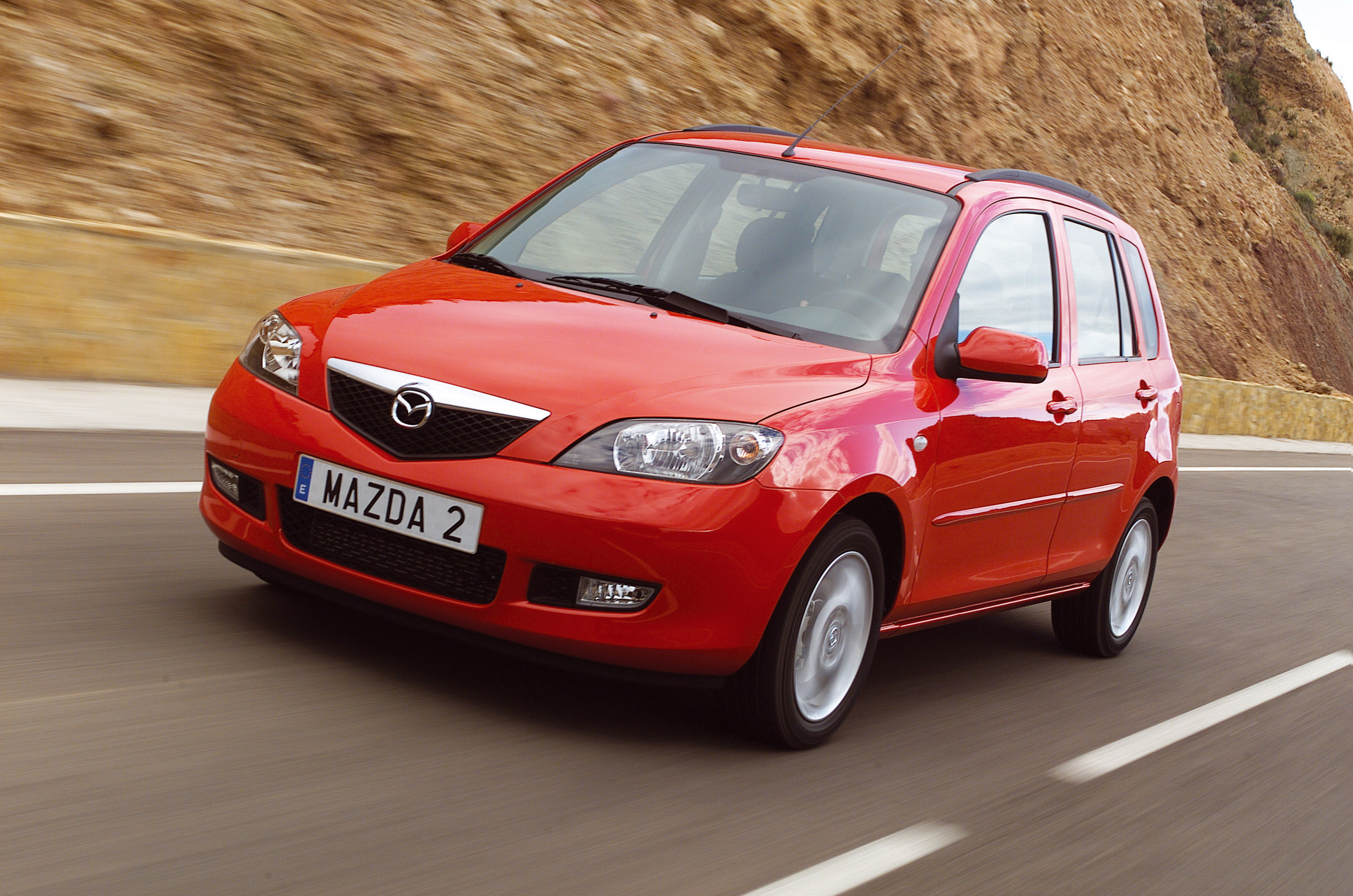 Mazda 2 photo #18
