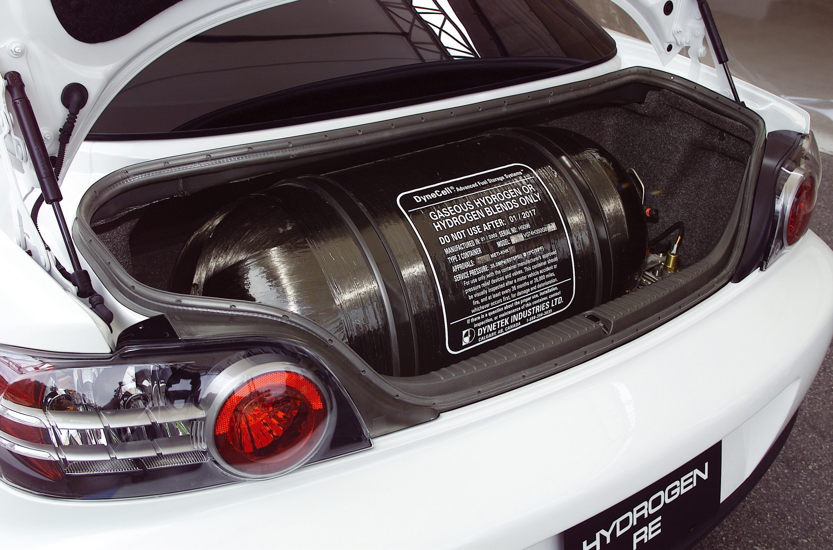 Mazda RX-8 Hydrogen Concept photo #15