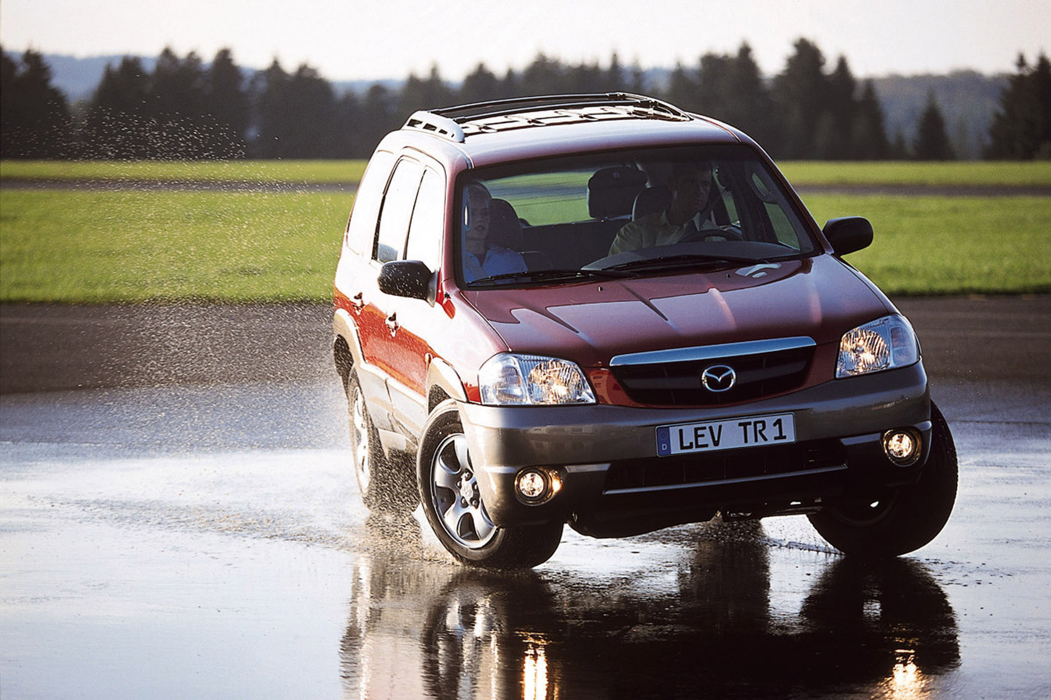 Mazda Tribute photo #3