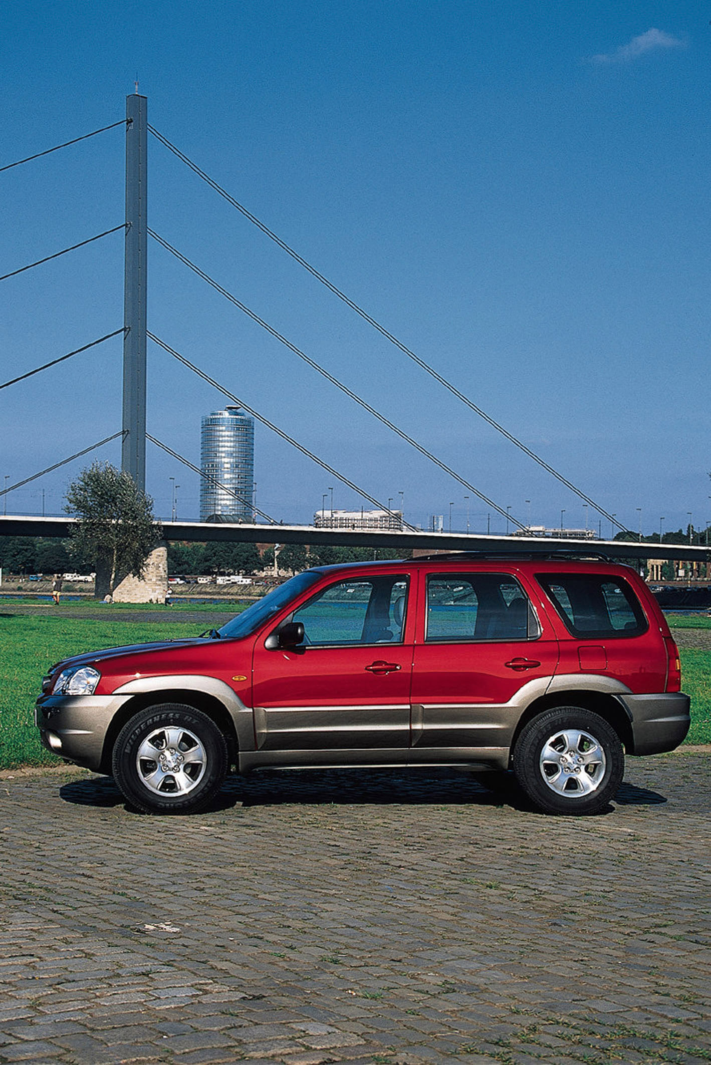 Mazda Tribute photo #13