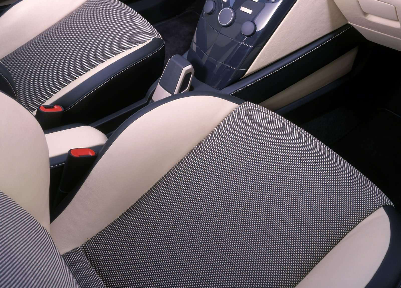 Opel GTC Geneva Concept photo #20