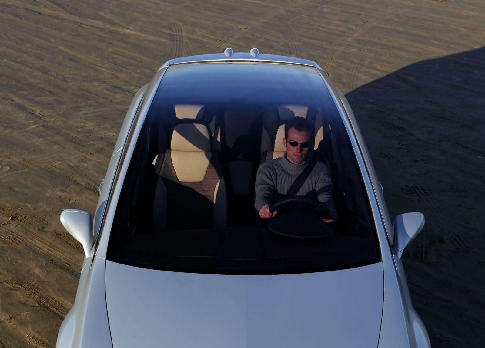 Opel GTC Geneva Concept photo #30