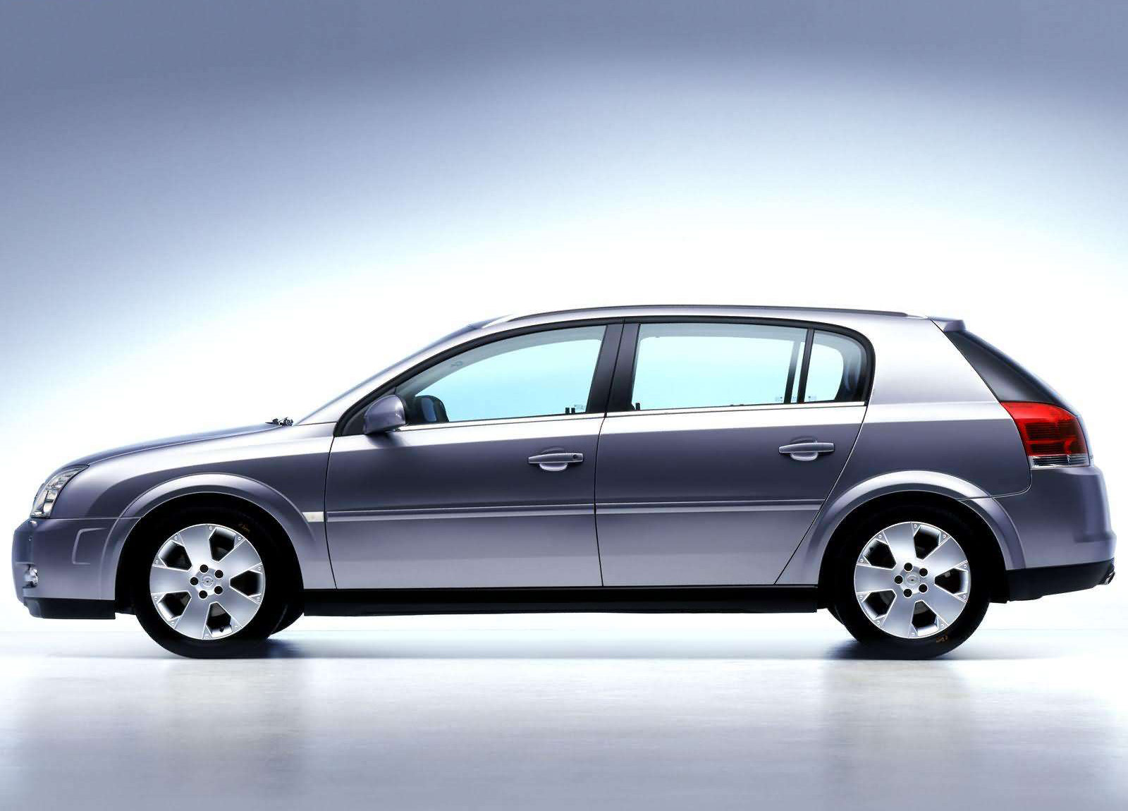 2003-opel-signum-3-2-v6-04.jpg