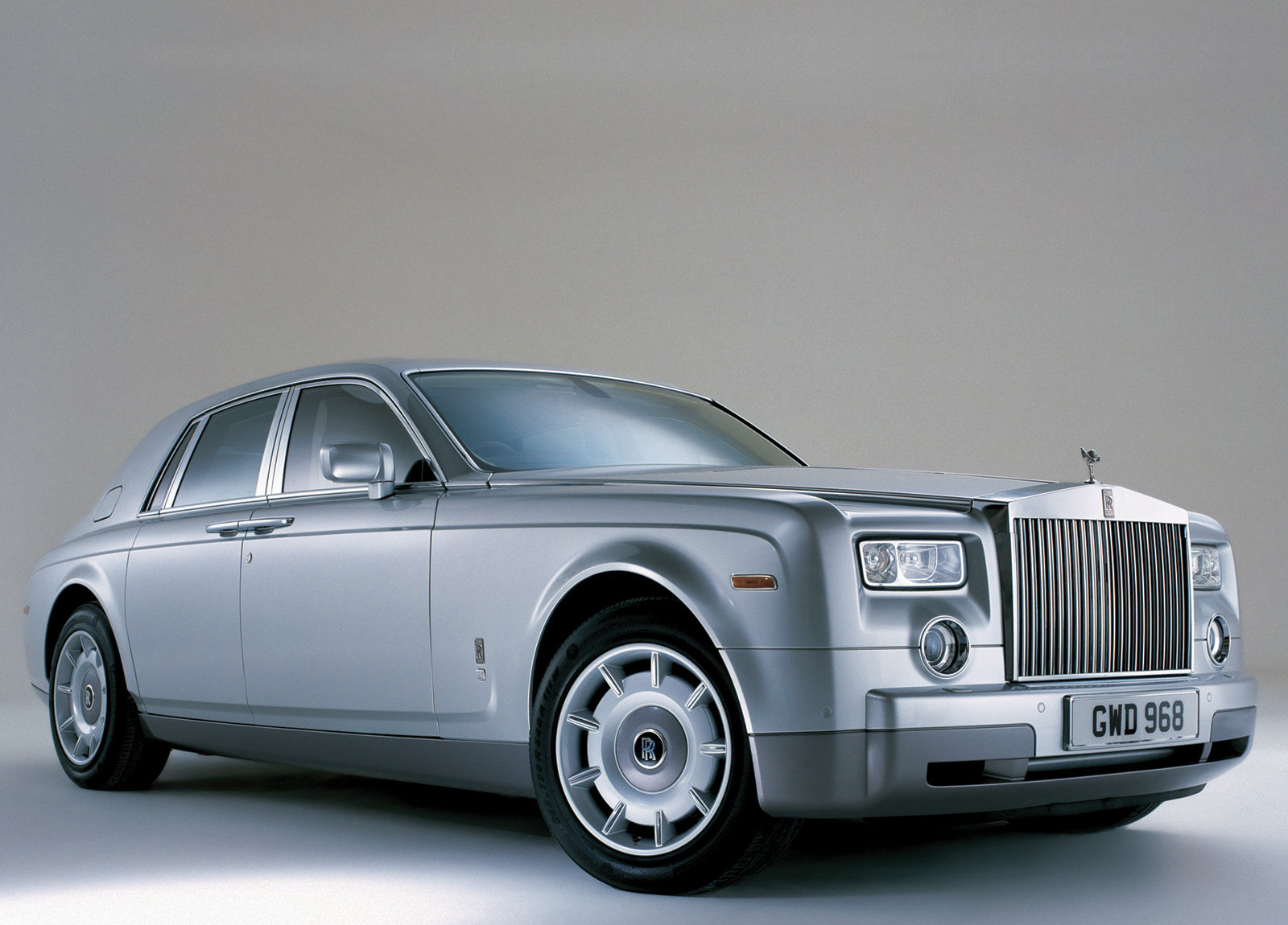 Rolls-Royce Phantom photo #1