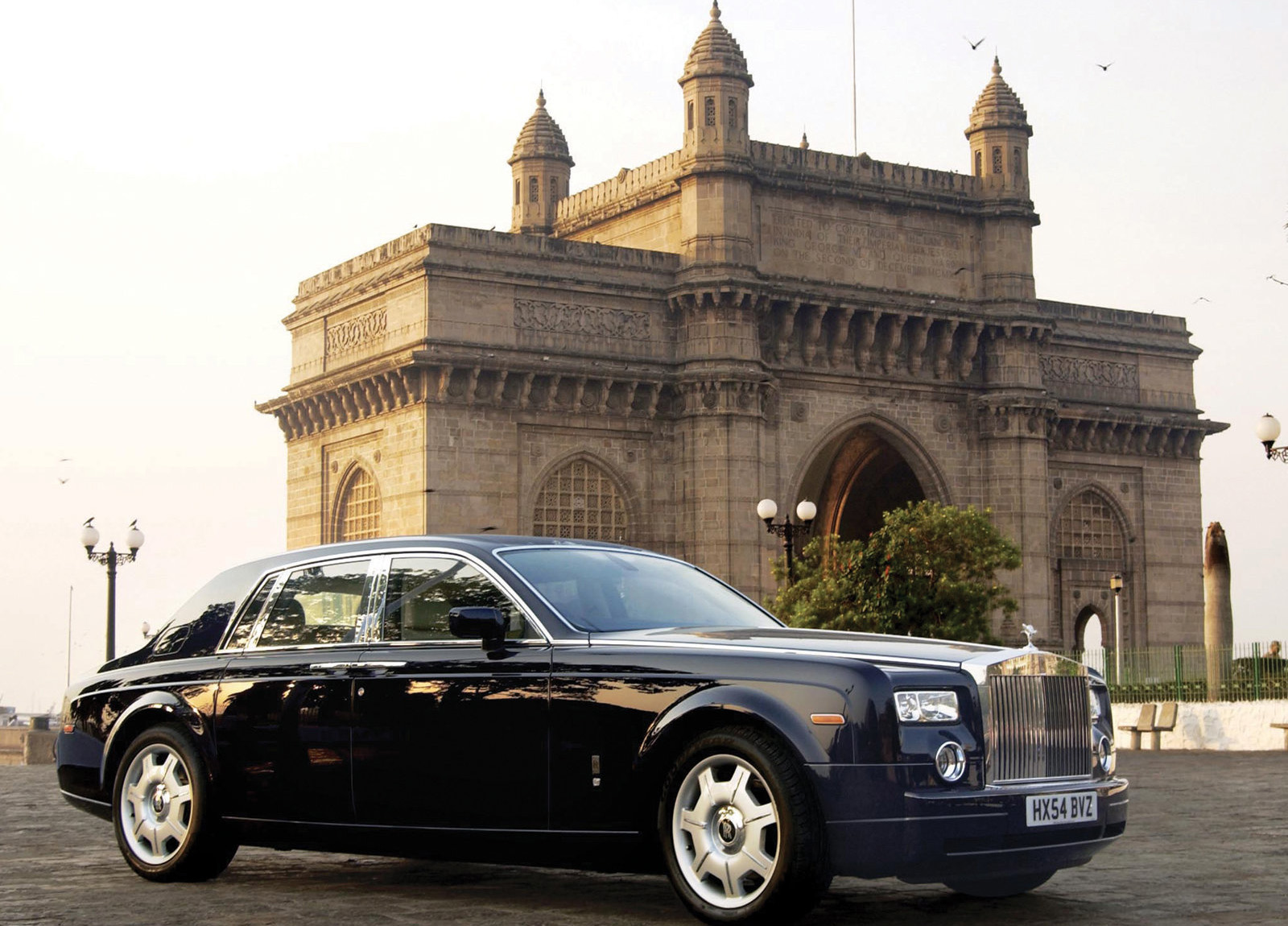 Rolls-Royce Phantom photo #33