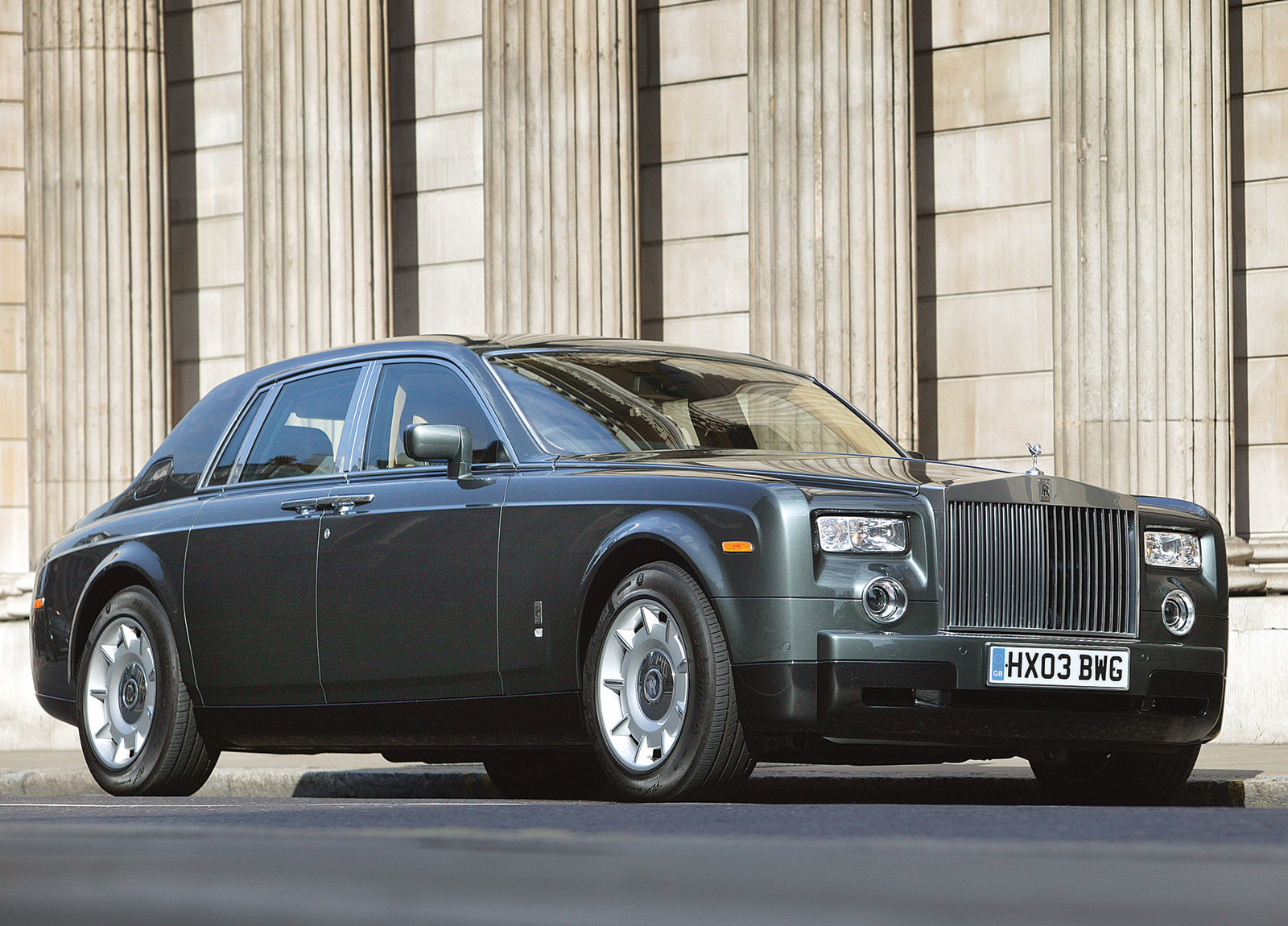Rolls-Royce Phantom photo #37