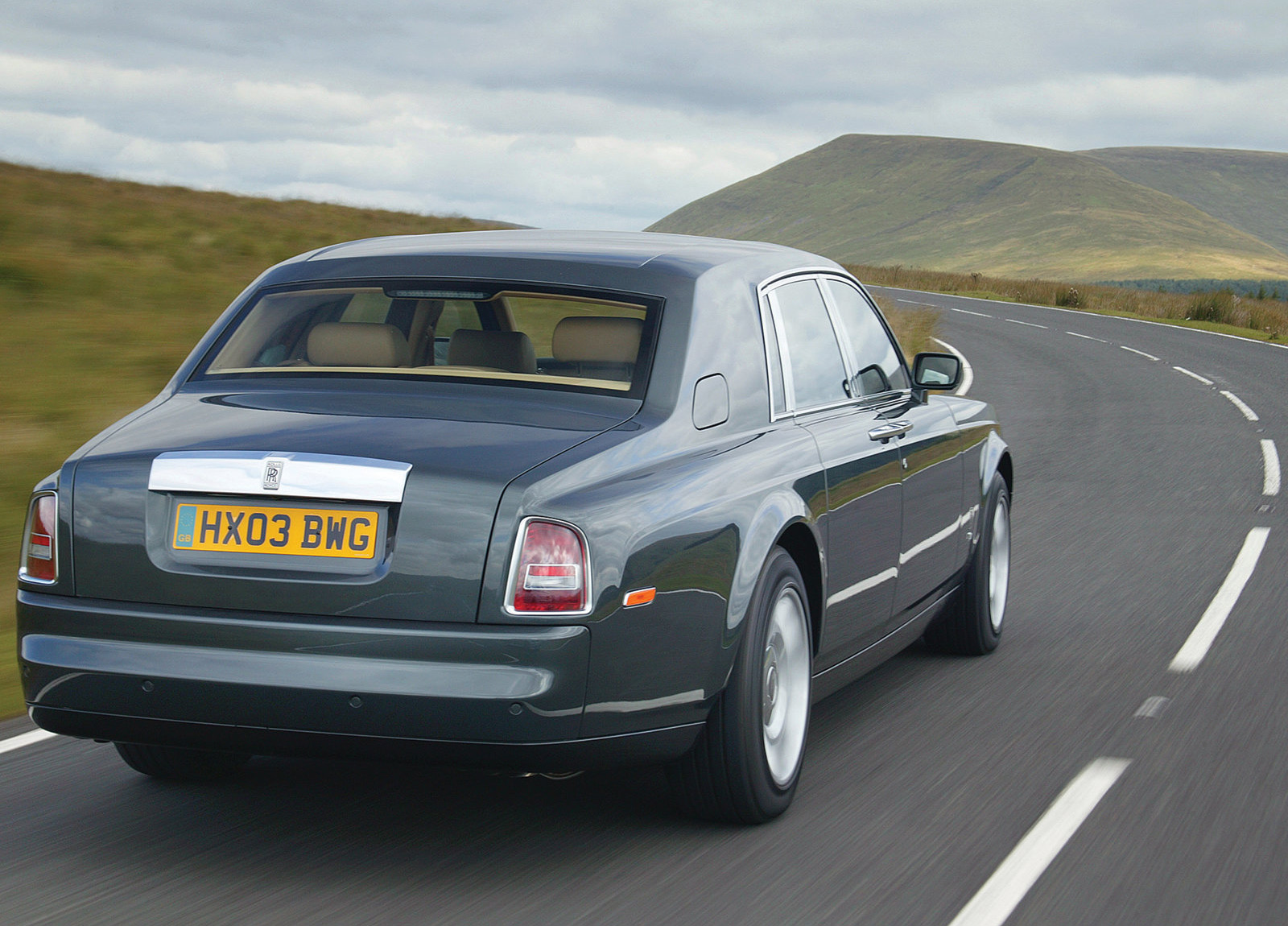 Rolls-Royce Phantom photo #45
