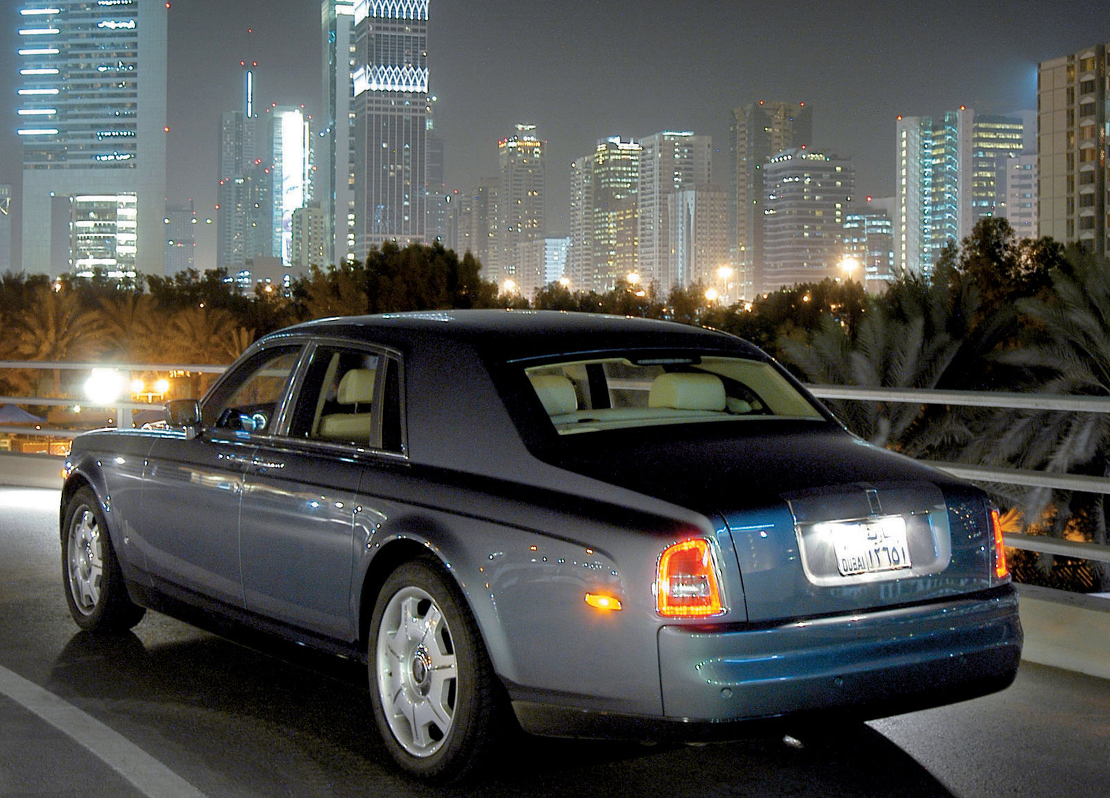 Rolls-Royce Phantom photo #53