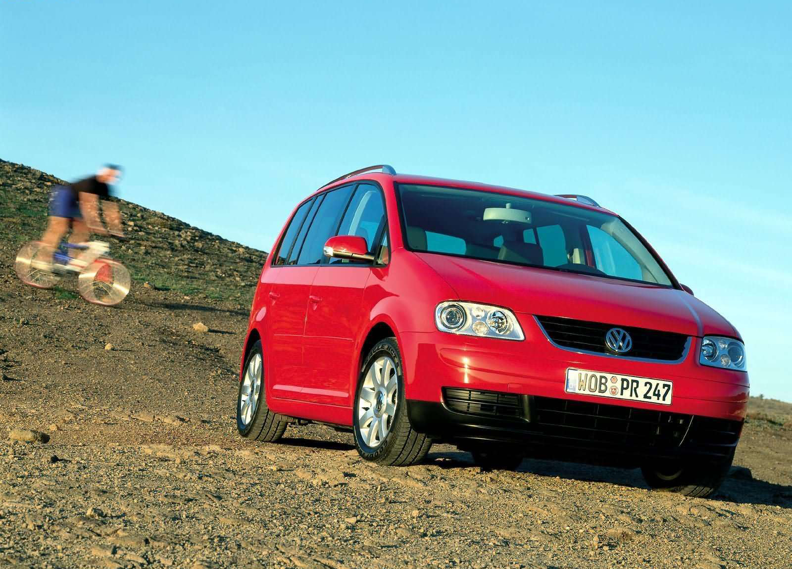 Volkswagen Touran photo #2