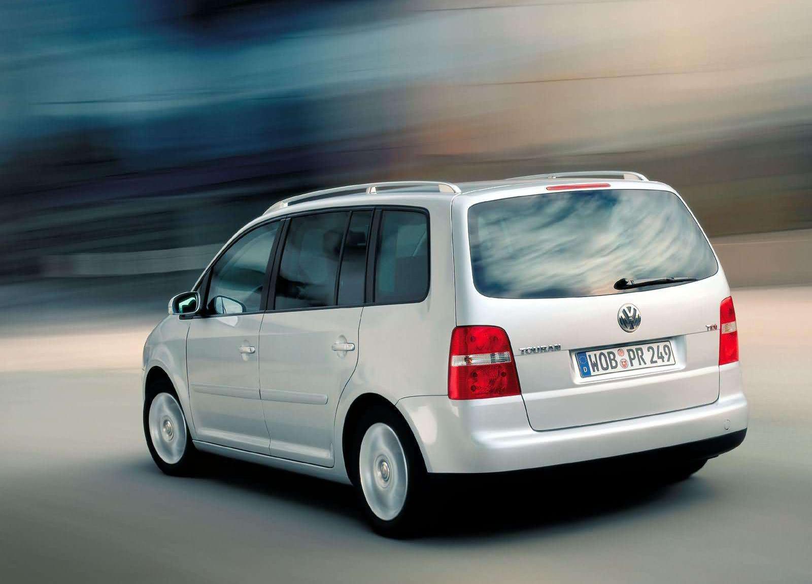 Volkswagen Touran photo #20