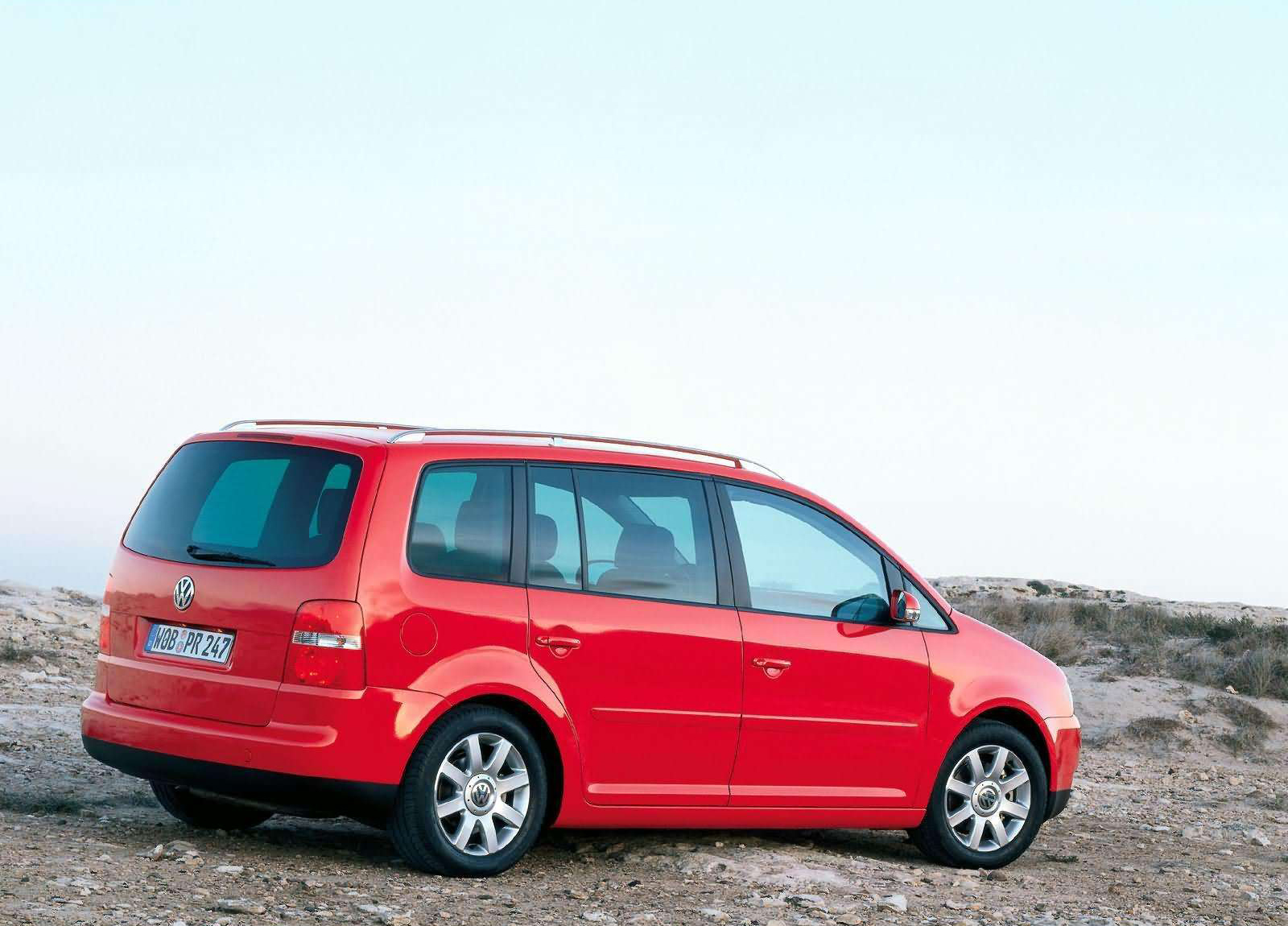 Volkswagen Touran photo #22