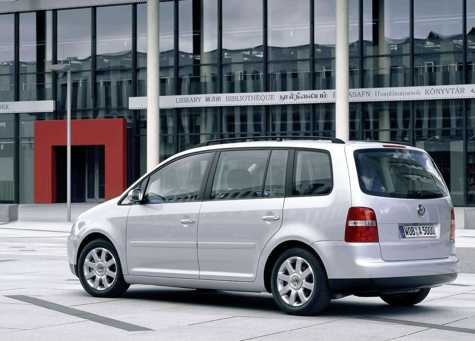 Volkswagen Touran photo #25