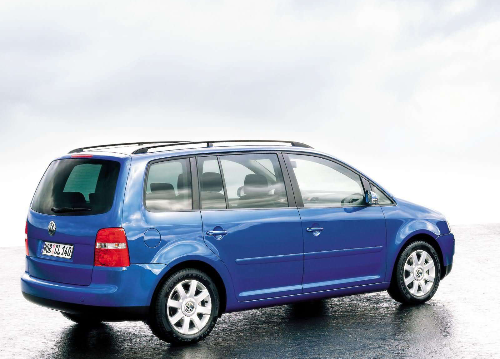 Volkswagen Touran photo #26