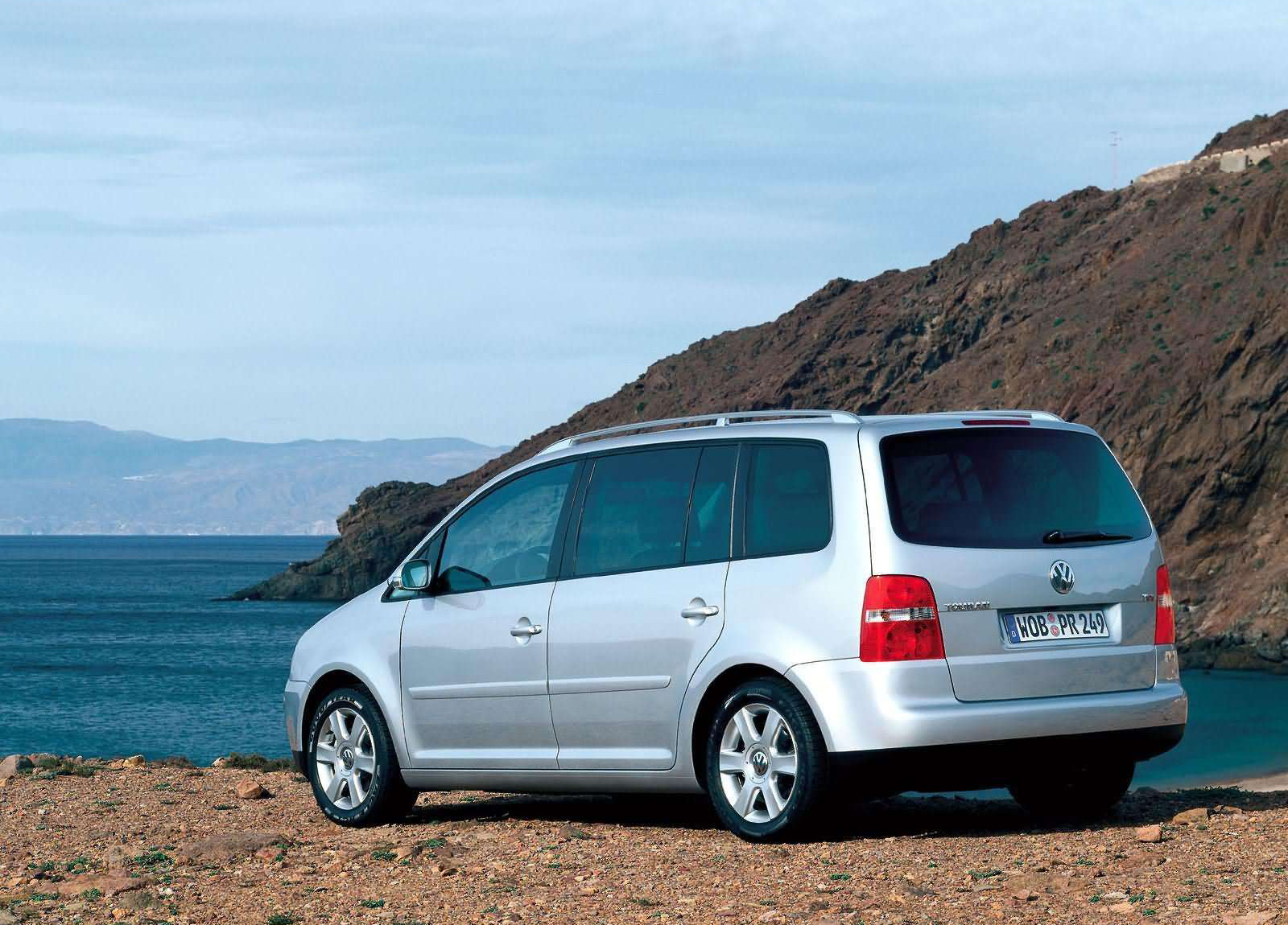 Volkswagen Touran photo #27