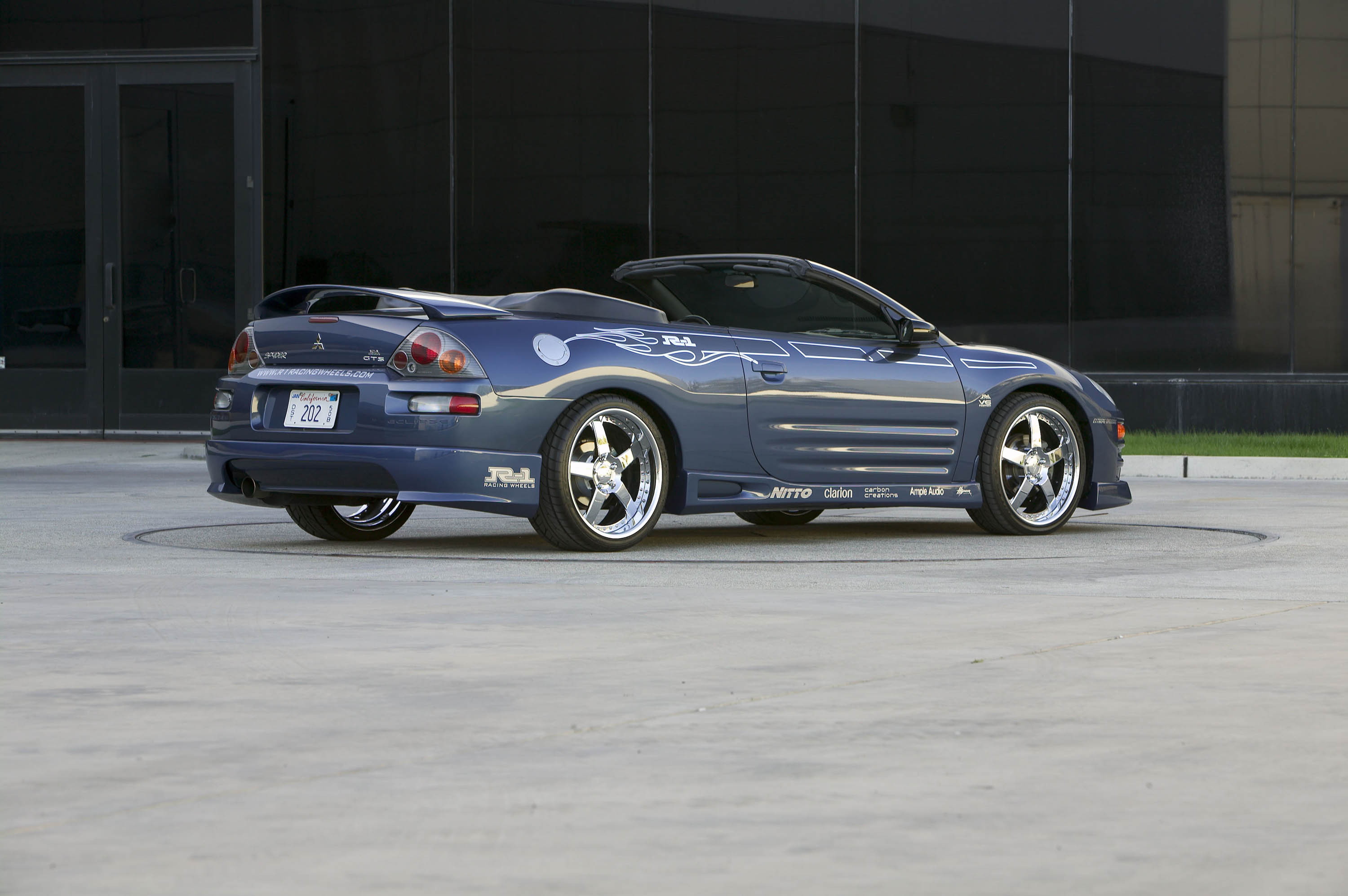 Mitsubishi Eclipse Spyder photo #3