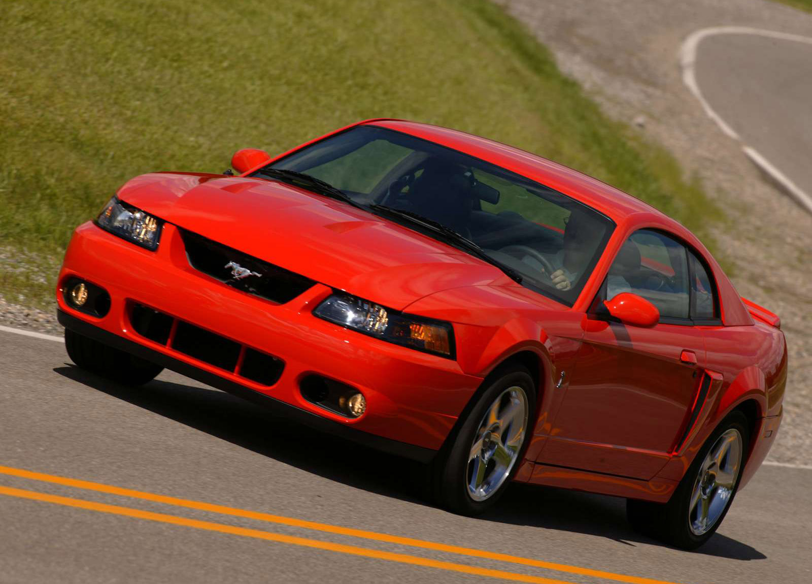 2004 Ford Mustang SVT Cobra - HD Pictures @ carsinvasion.com