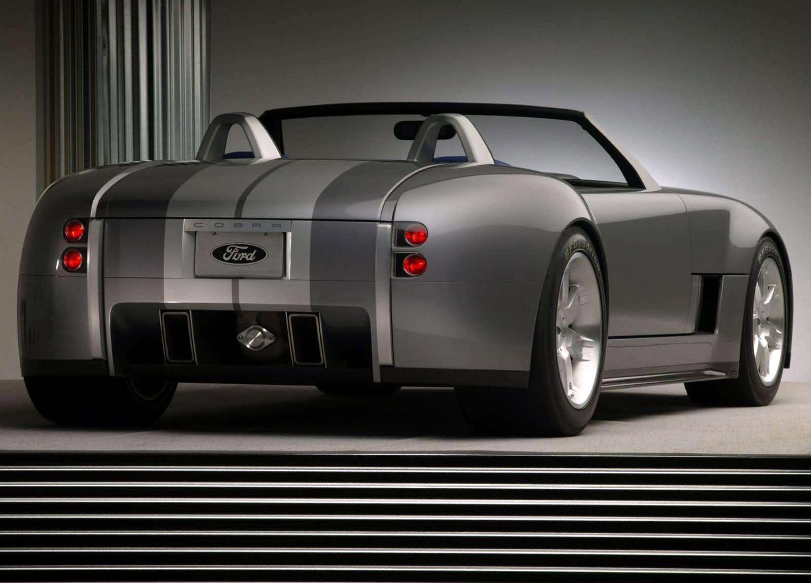 Ford Shelby Cobra Concept photo #16