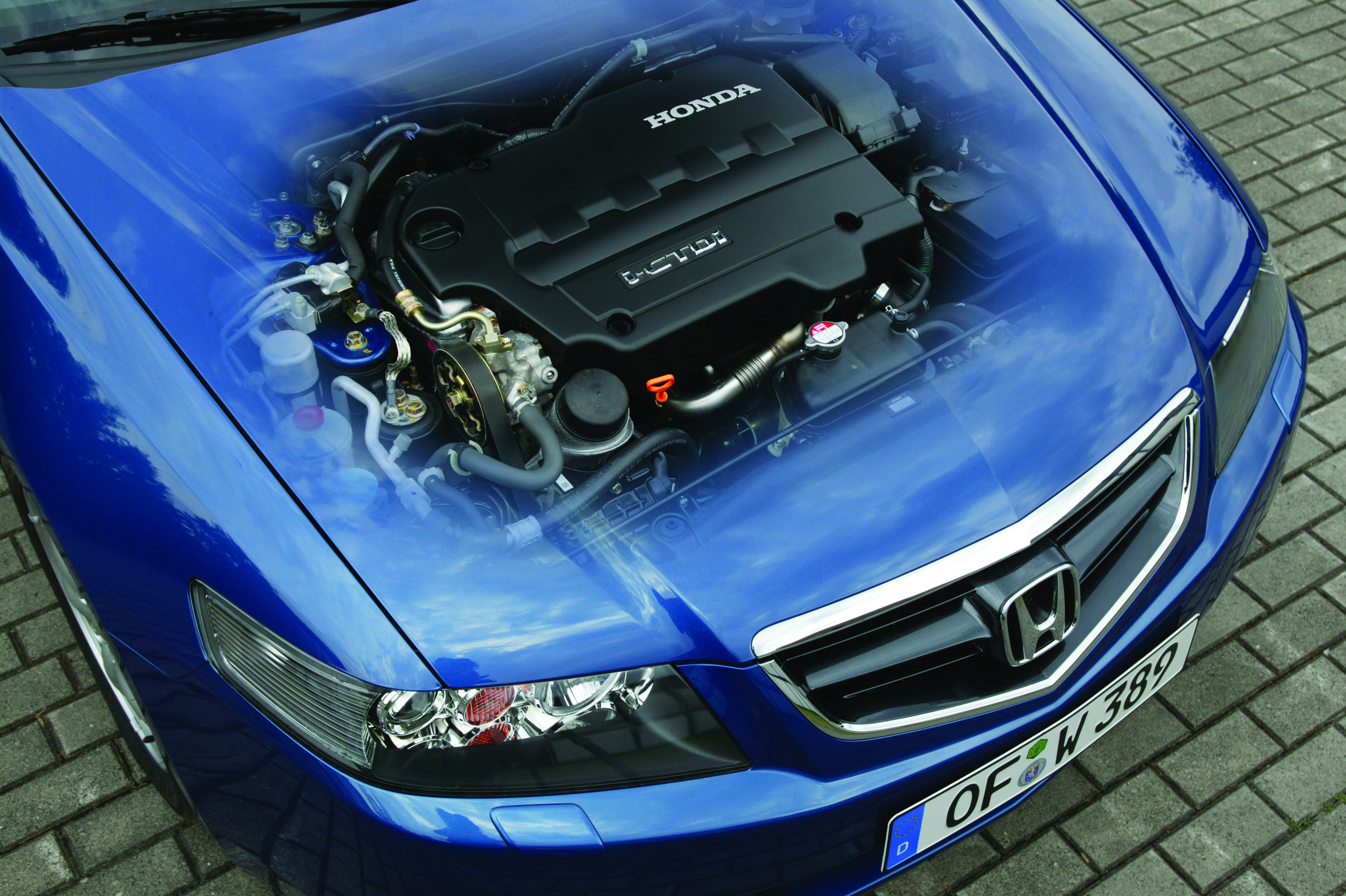 Honda Accord iCTDi European Version photo #16