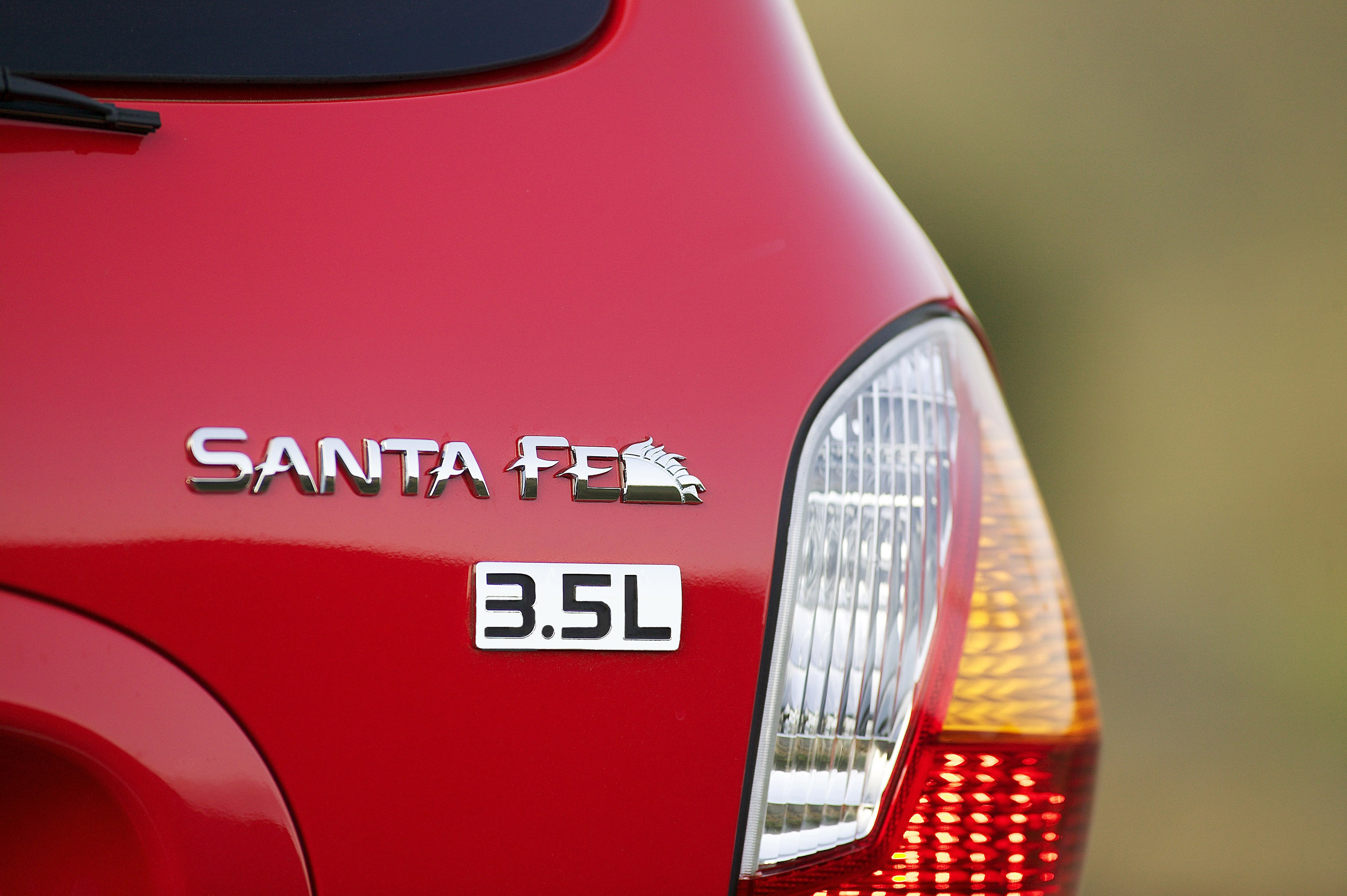 Hyundai Santa Fe photo #12