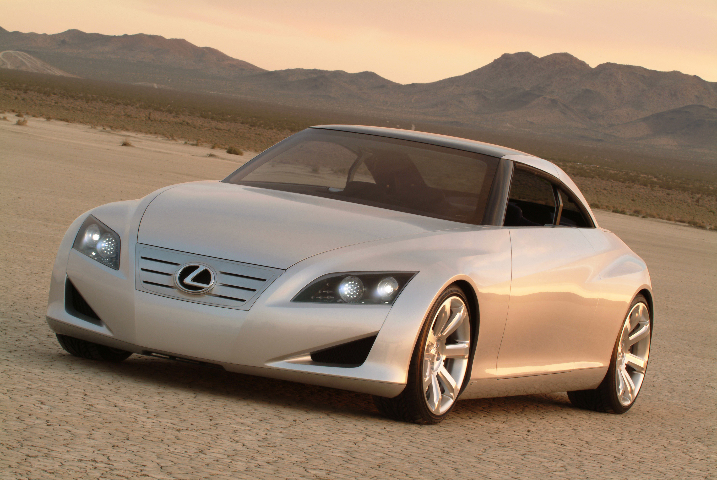 Lexus LF-C Concept photo #1