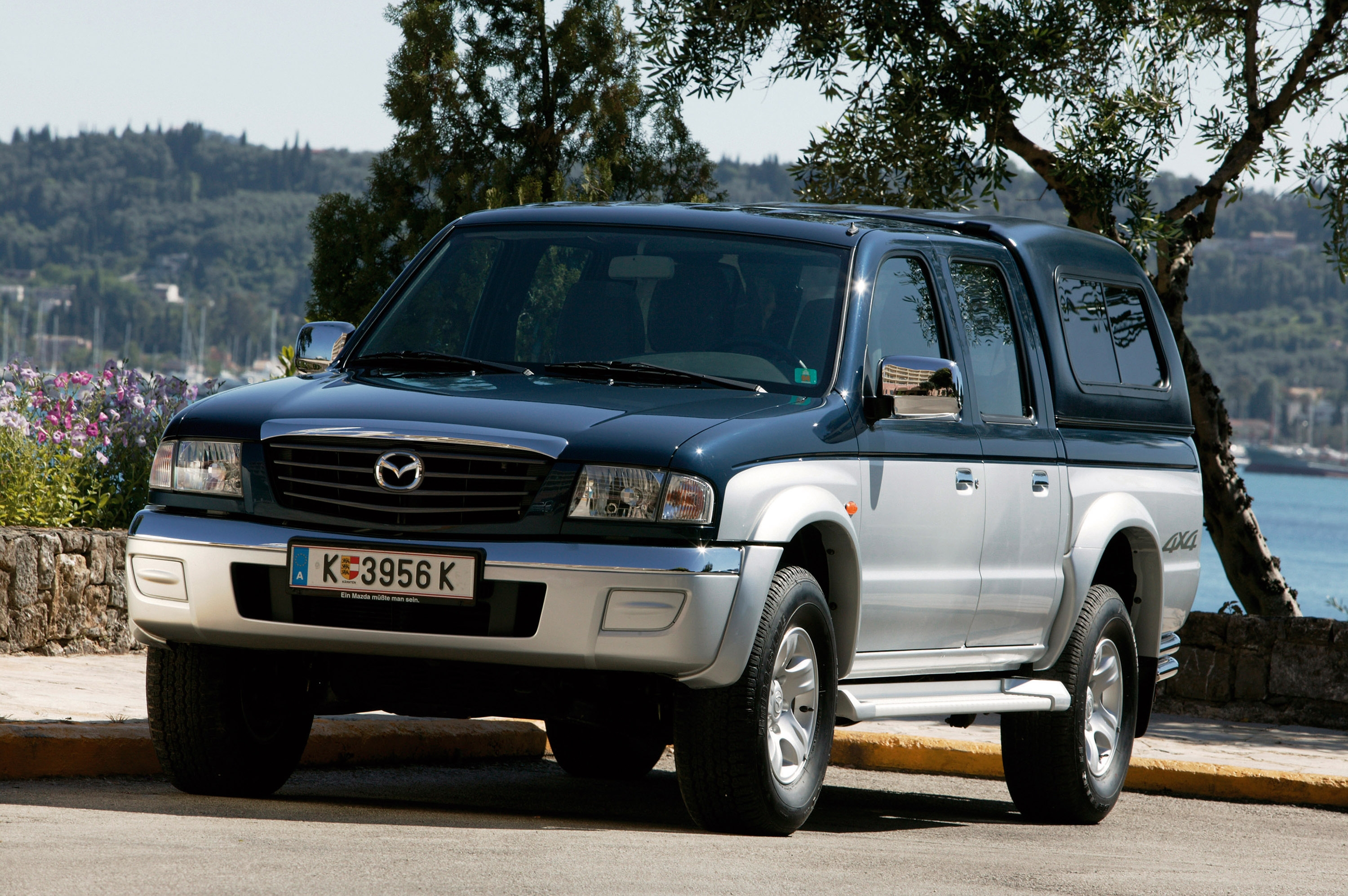 Mazda B2500 photo #10