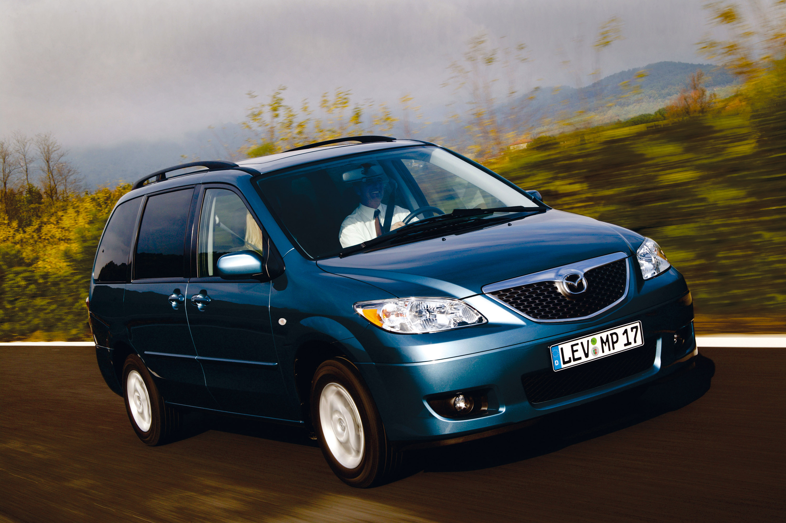 2004 Mazda MPV Facelift HD Pictures