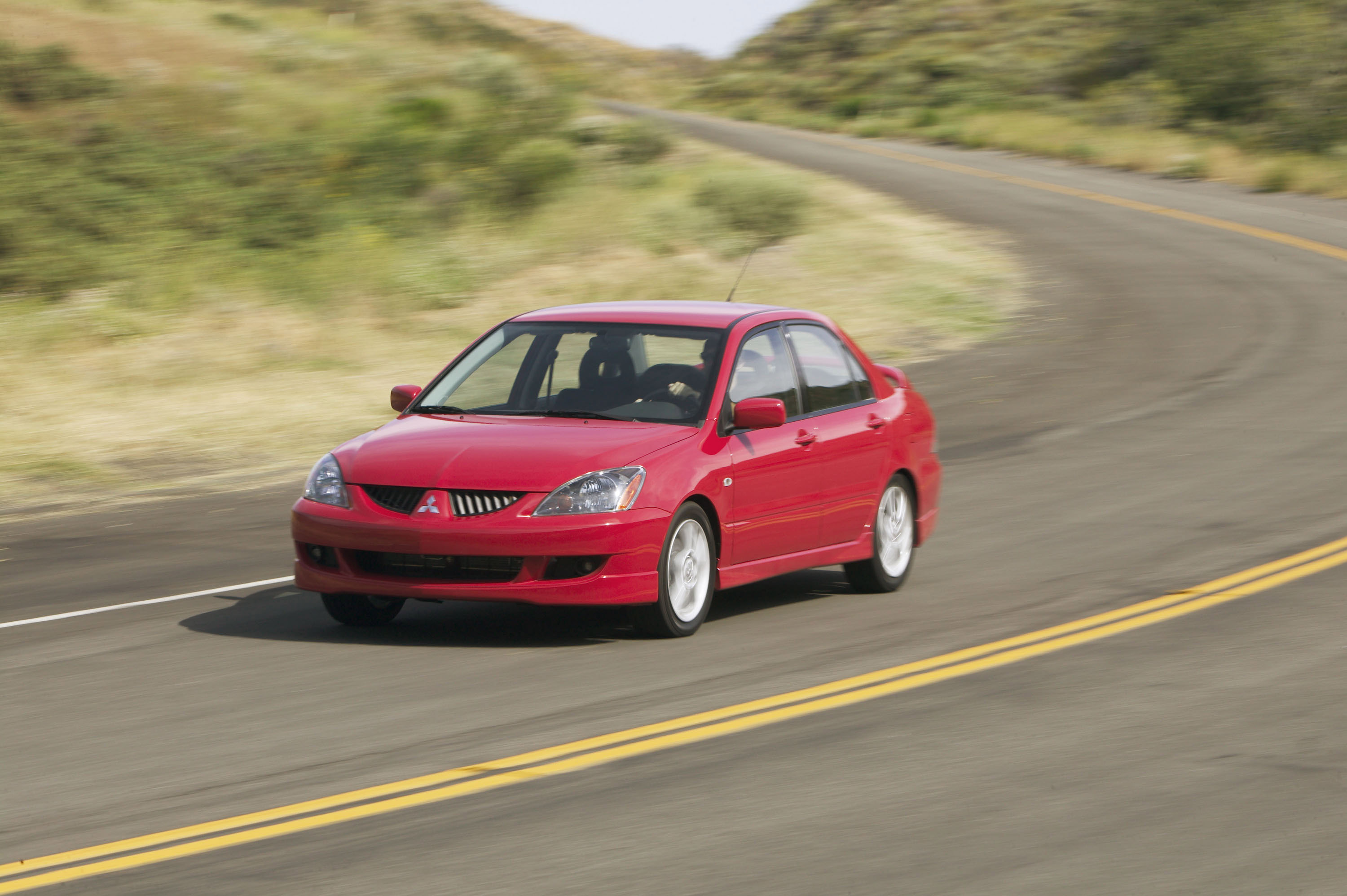 Mitsubishi Lancer photo #3