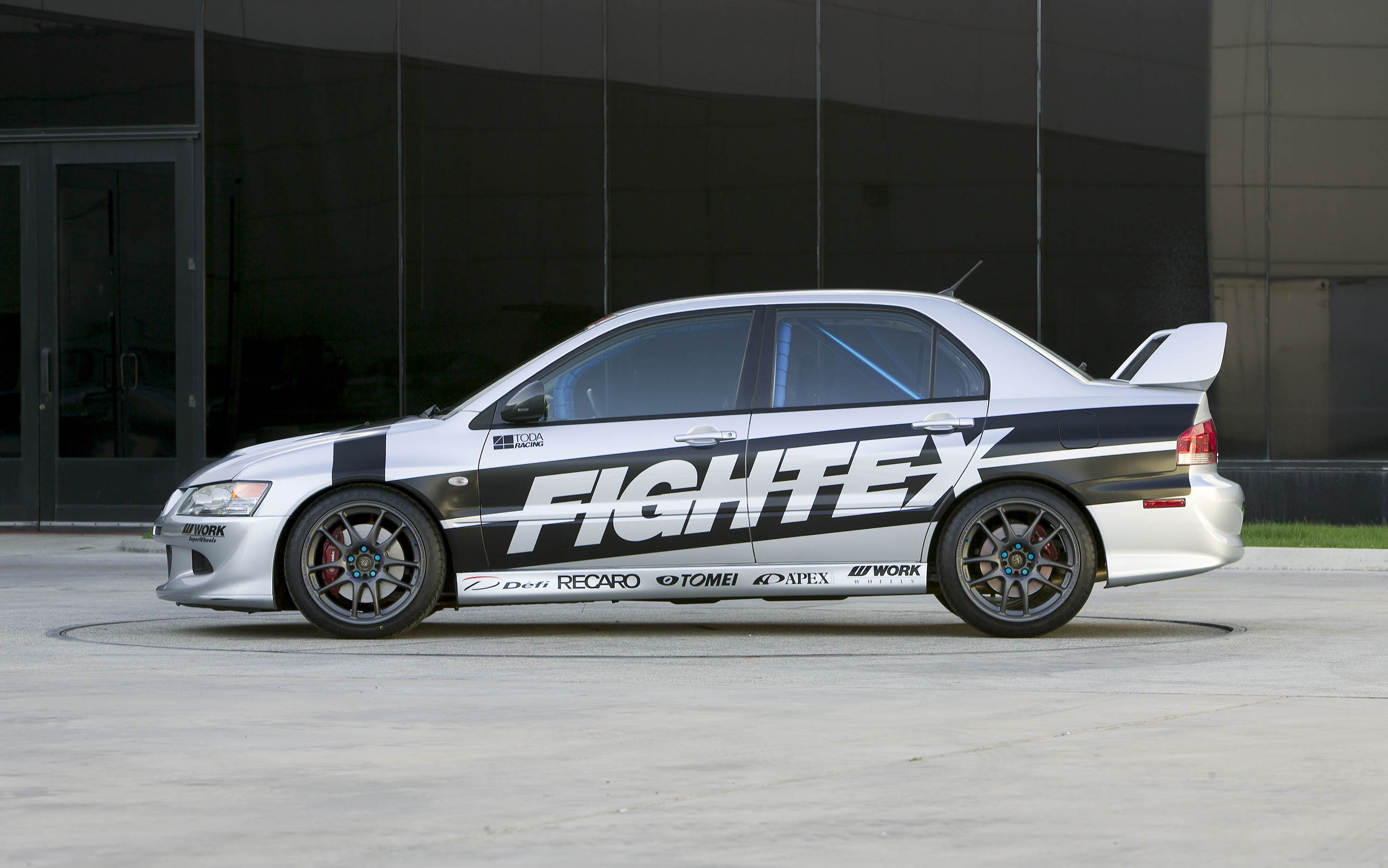 Mitsubishi Lancer Evolution photo #5