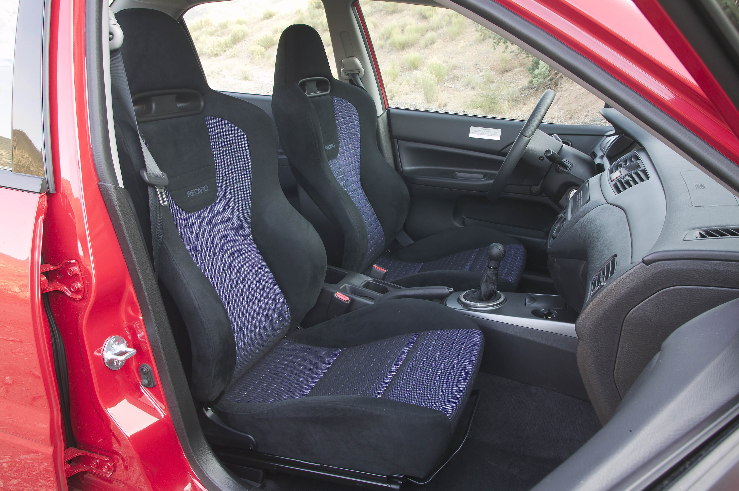 Mitsubishi Lancer Evolution photo #10