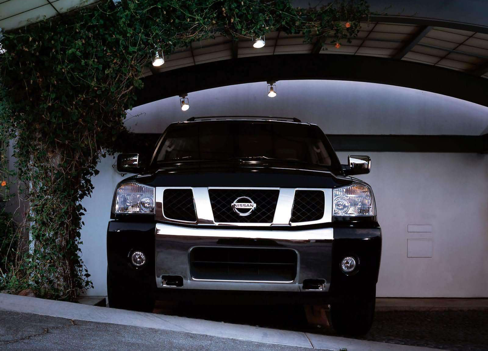 Nissan Pathfinder Armada SE photo #2