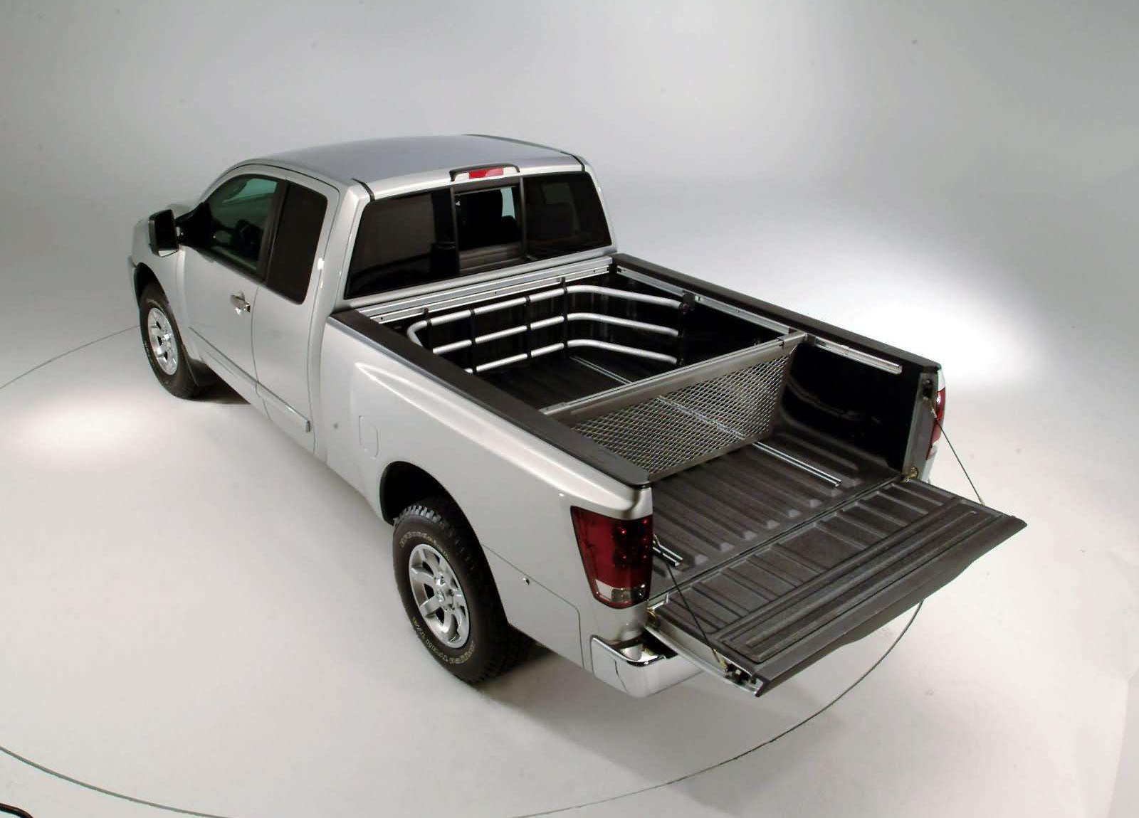 Nissan Titan photo #30