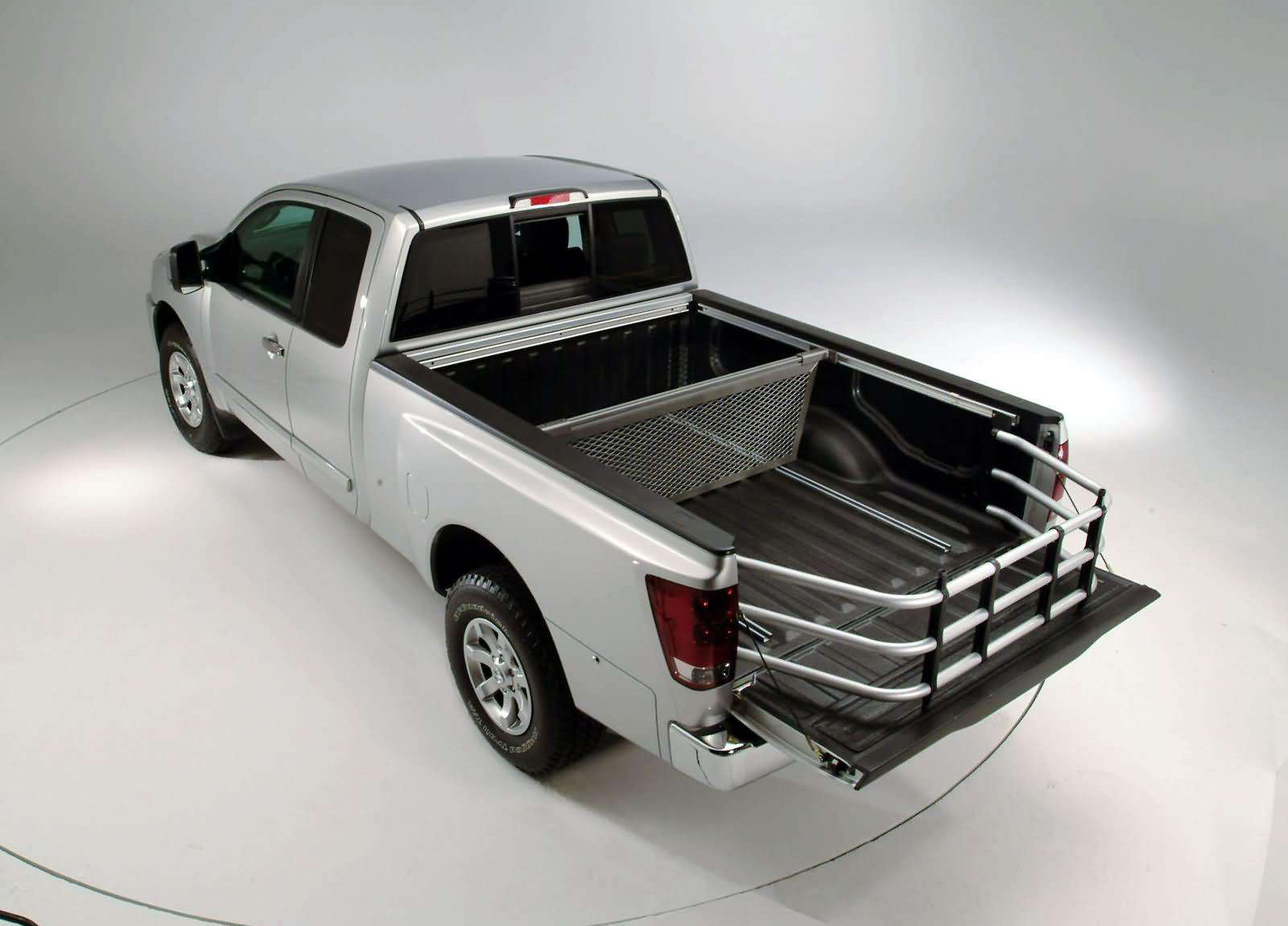 Nissan Titan photo #32